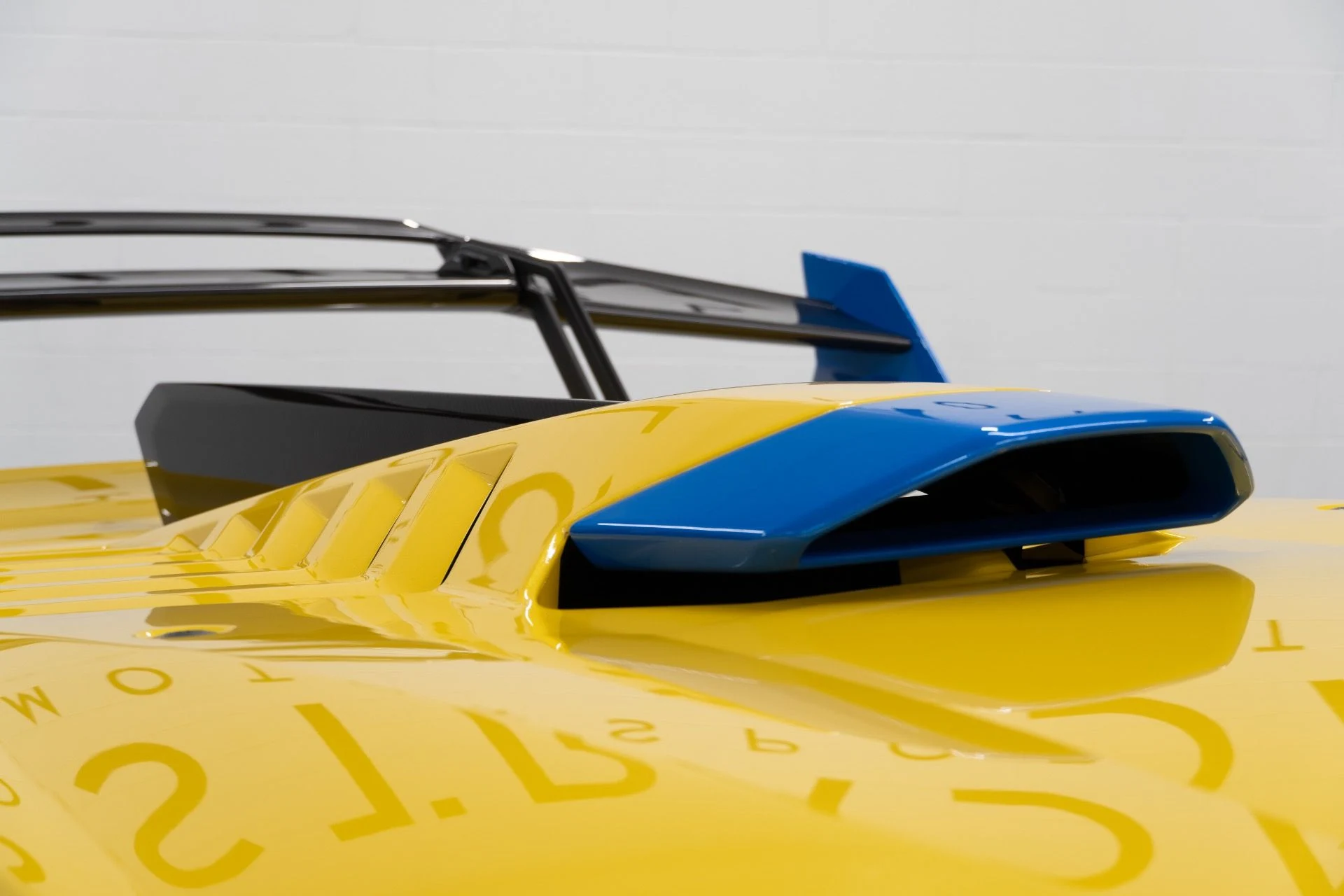 mph043_1610873627_Used_2022_Lamborghini_Huracan_STO_1774301372_b3cefcb22c