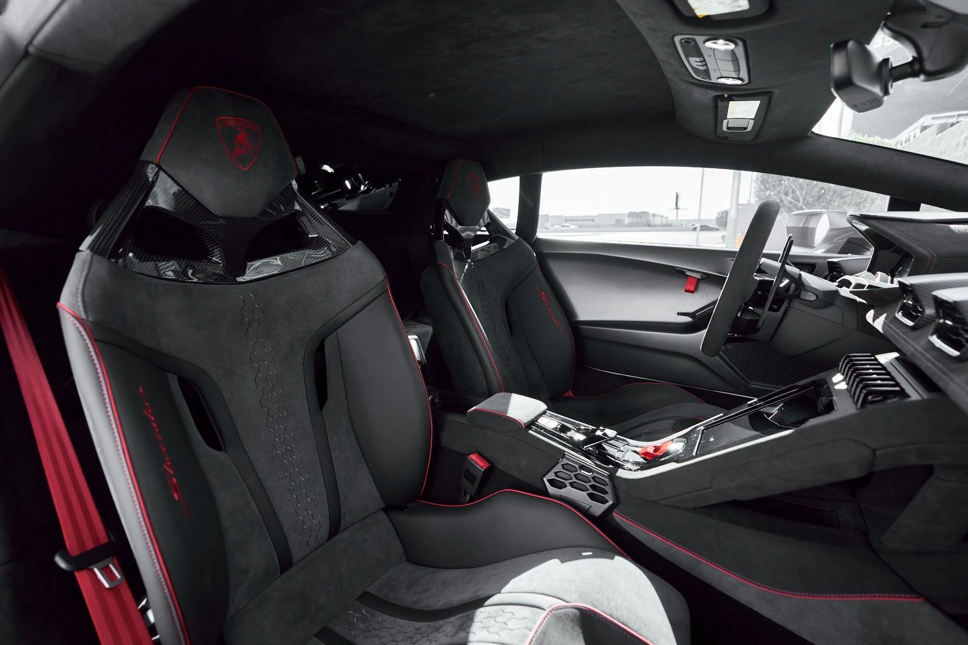 mph043_162511492_Used_2023_Lamborghini_Huracan_Base_1764123608_4b8da63048