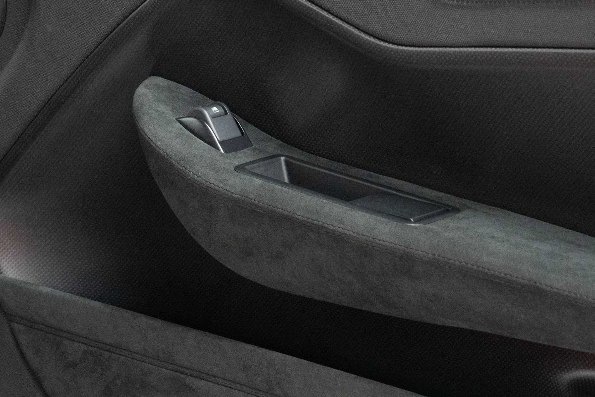 mph043_1647485461_Used_2011_Ferrari_599_GTB_Fiorano_60_F1_Alonso_Edition_1773860174_955bae38e9