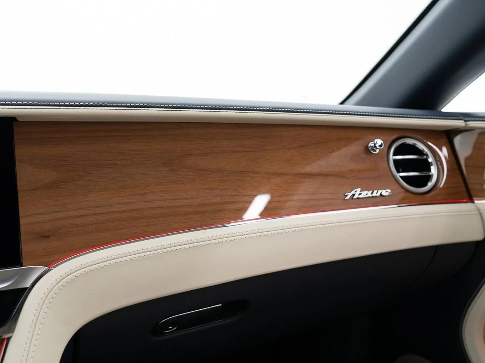 mph043_165807351_a9670e0421187e5f2cce79bfa3033b8f_8810e348c8