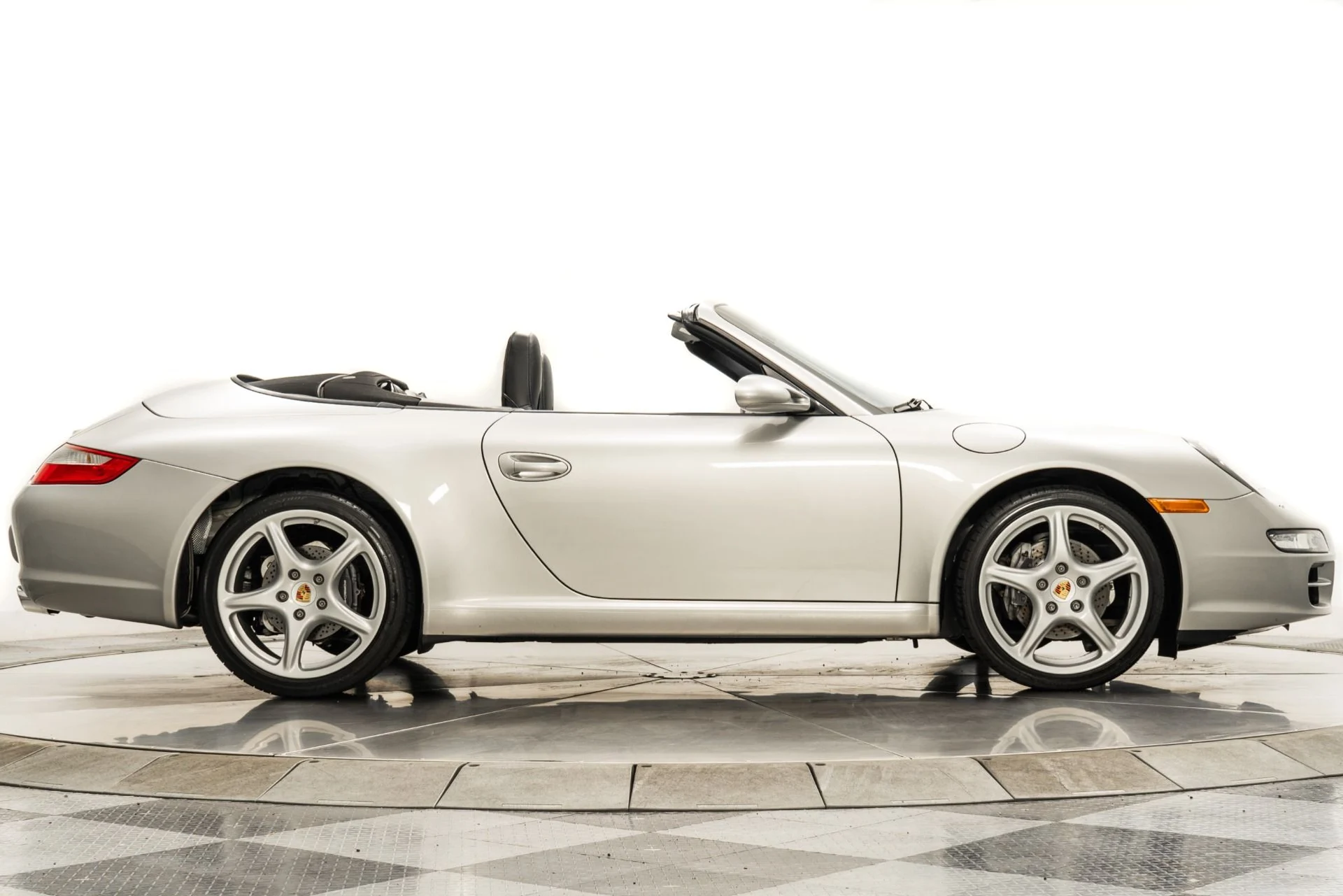 mph043_1681108880_Used_2008_Porsche_911_Carrera_Cabriolet_1759786352_a31d93fdd9