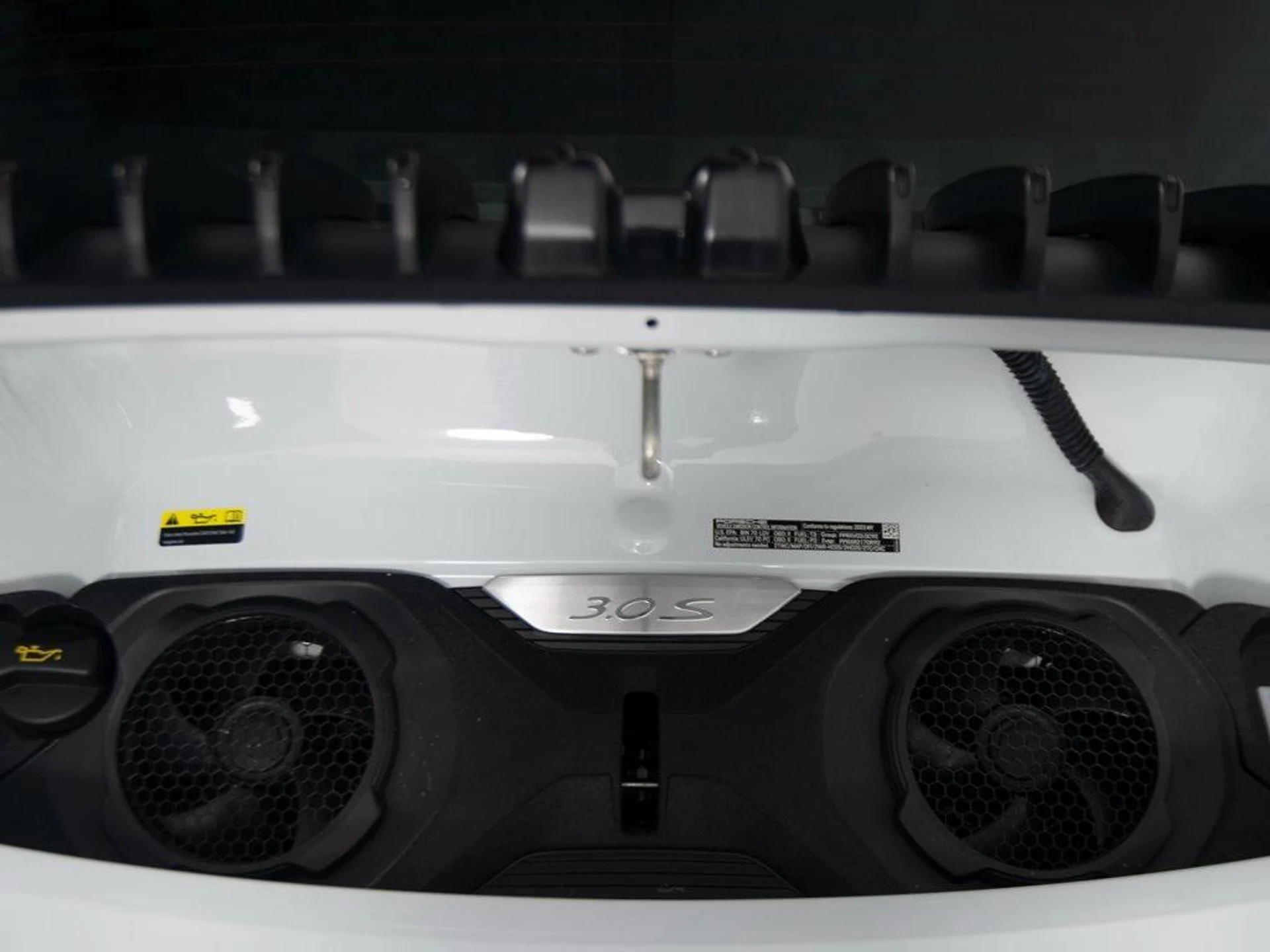 mph043_1691528017_ld1_W8_EG_4_R2a_Jk_T8_RZ_3_H7_J6_L9494_13cbb9f9bc