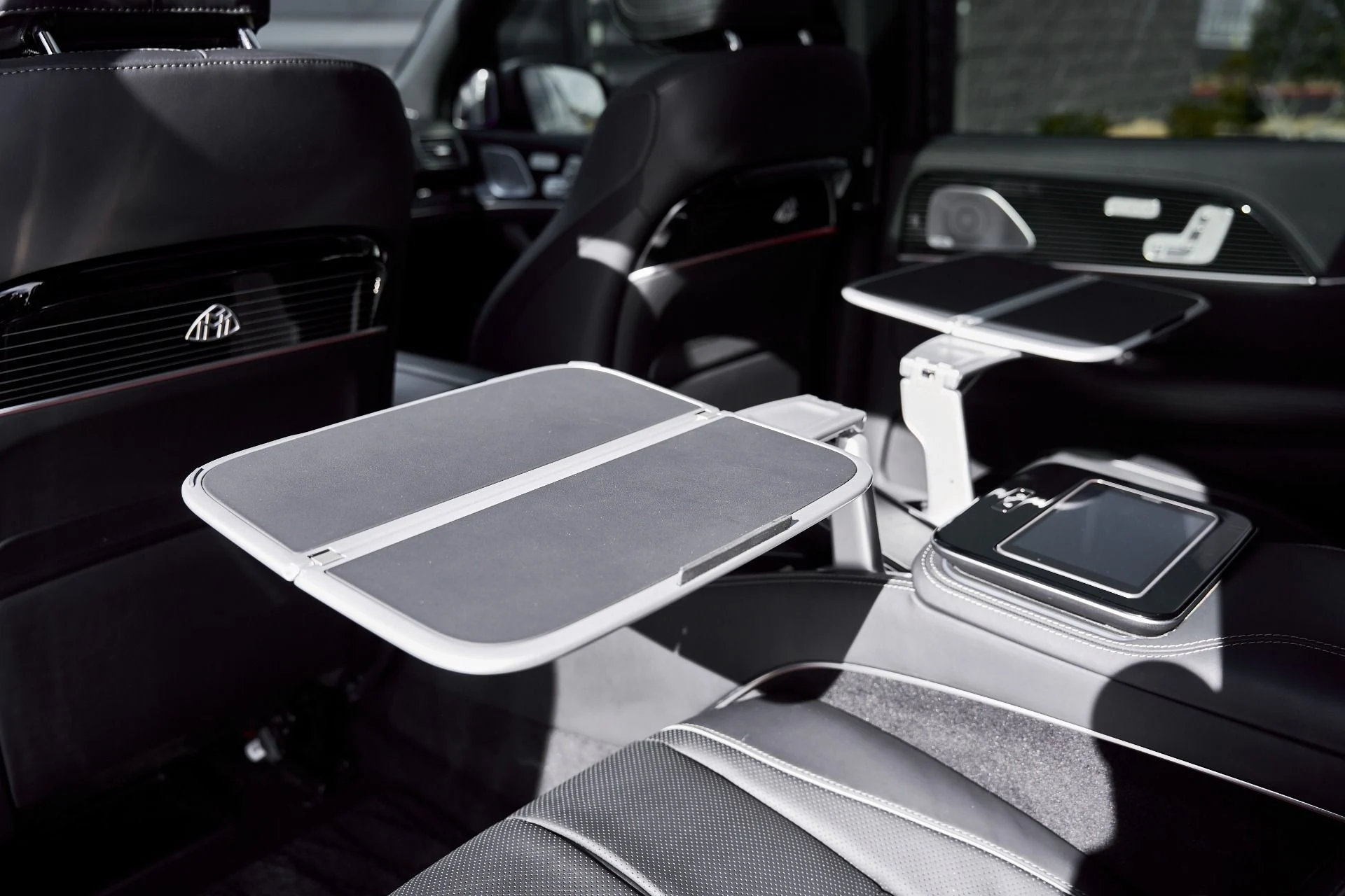 mph043_1738324794_Used_2021_Mercedes_Benz_GLS_Maybach_GLS_600_1768358382_cbc990d22f