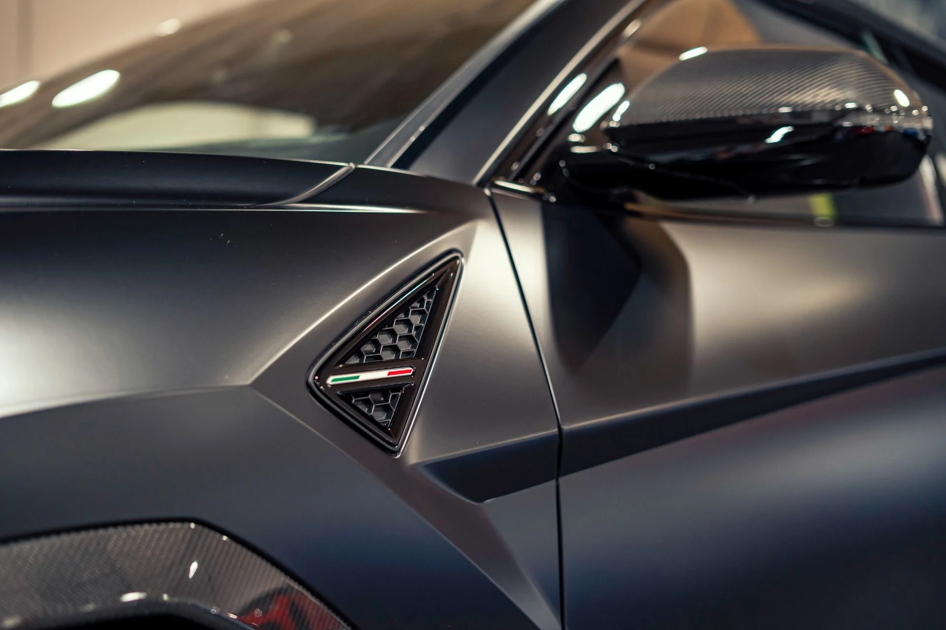 mph043_1771737240_Used_2023_Lamborghini_Urus_Performante_1780414144_581a37fec0