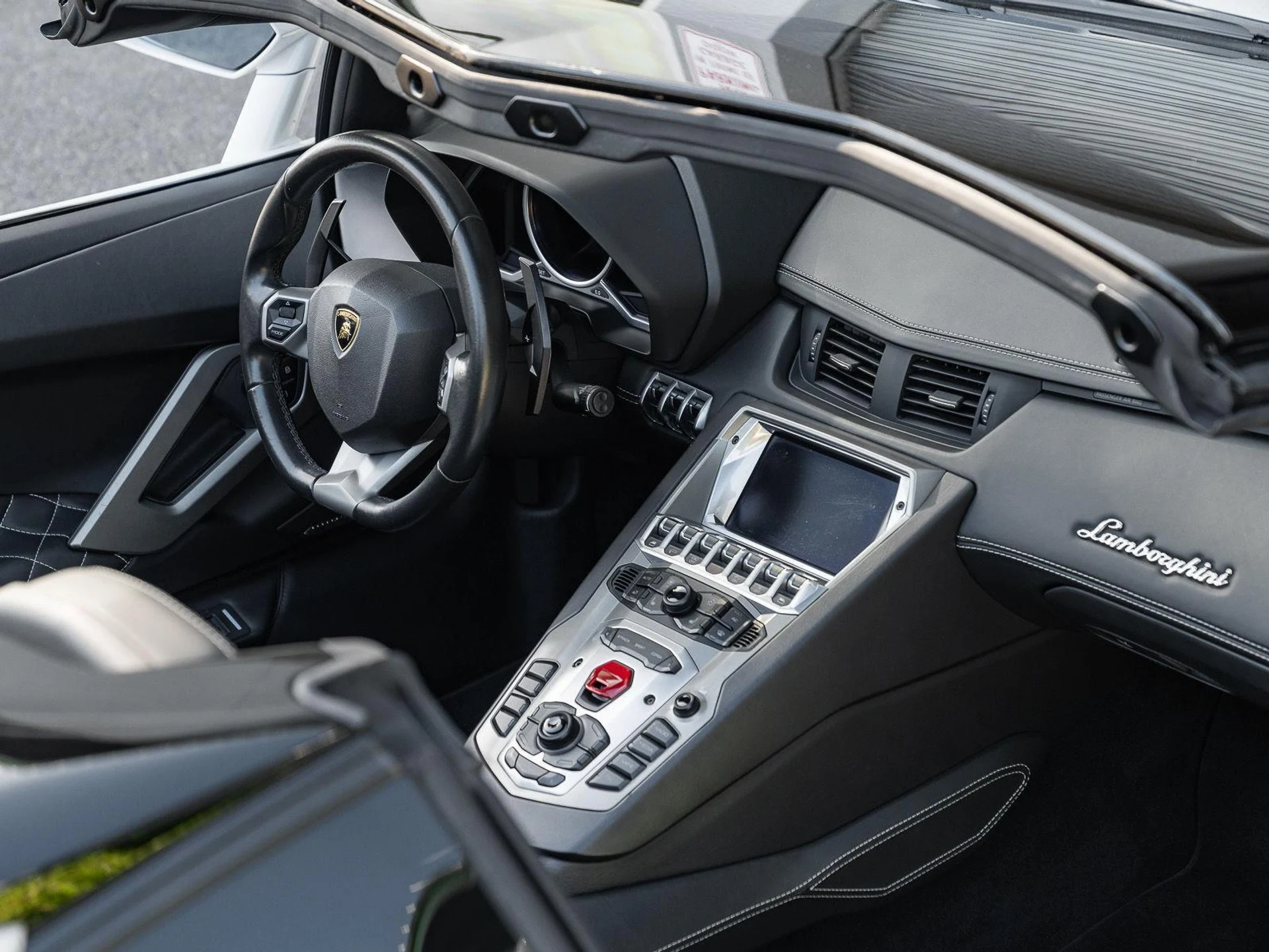 mph043_1774875228_Used_2016_Lamborghini_Aventador_LP_700_4_1777082818_c1c2f0cada