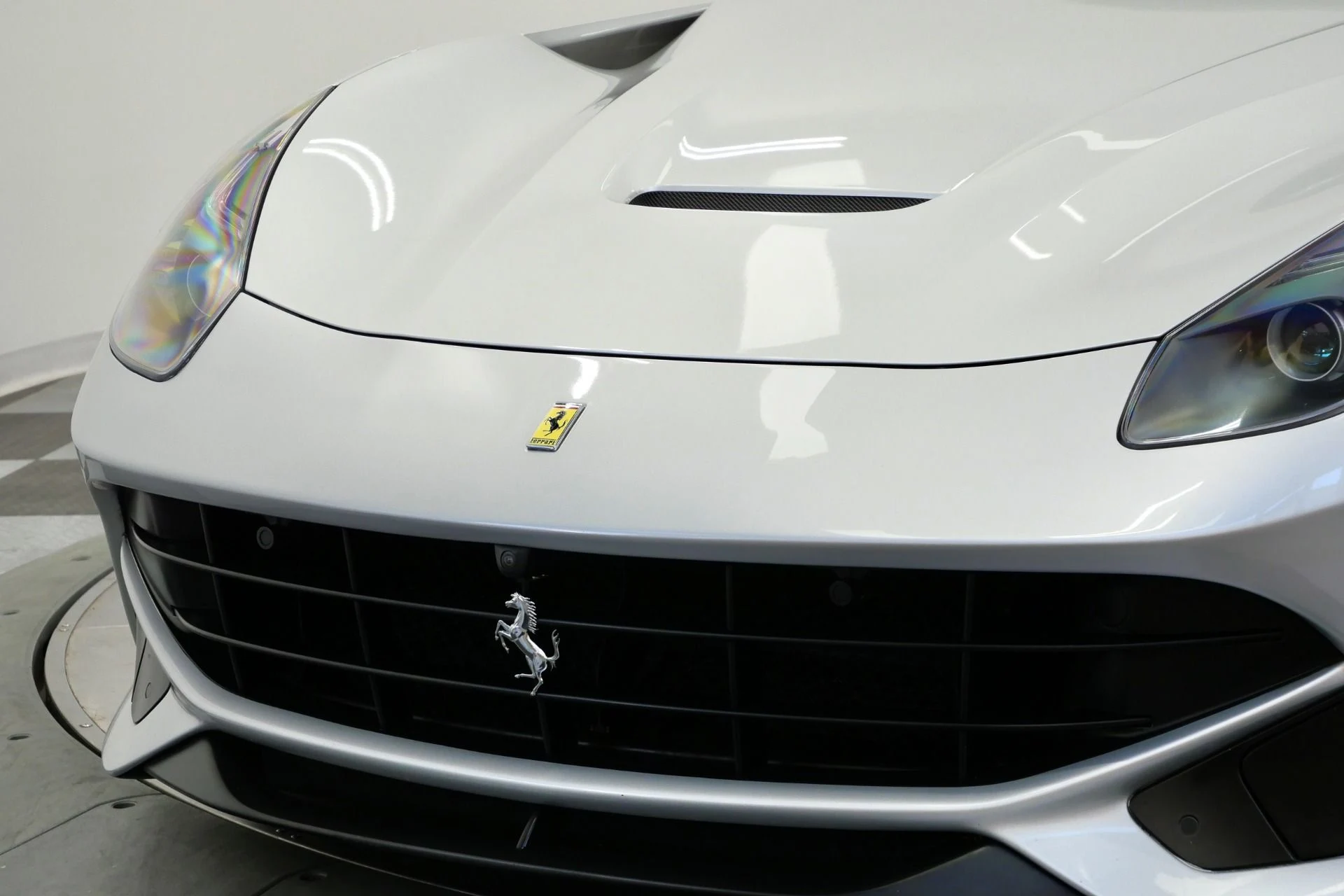 mph043_1775124944_Used_2015_Ferrari_F12berlinetta_Extensive_Interior_Carbon_Fiber_Diamond_Stitching_1790872038_7a9dbe445d