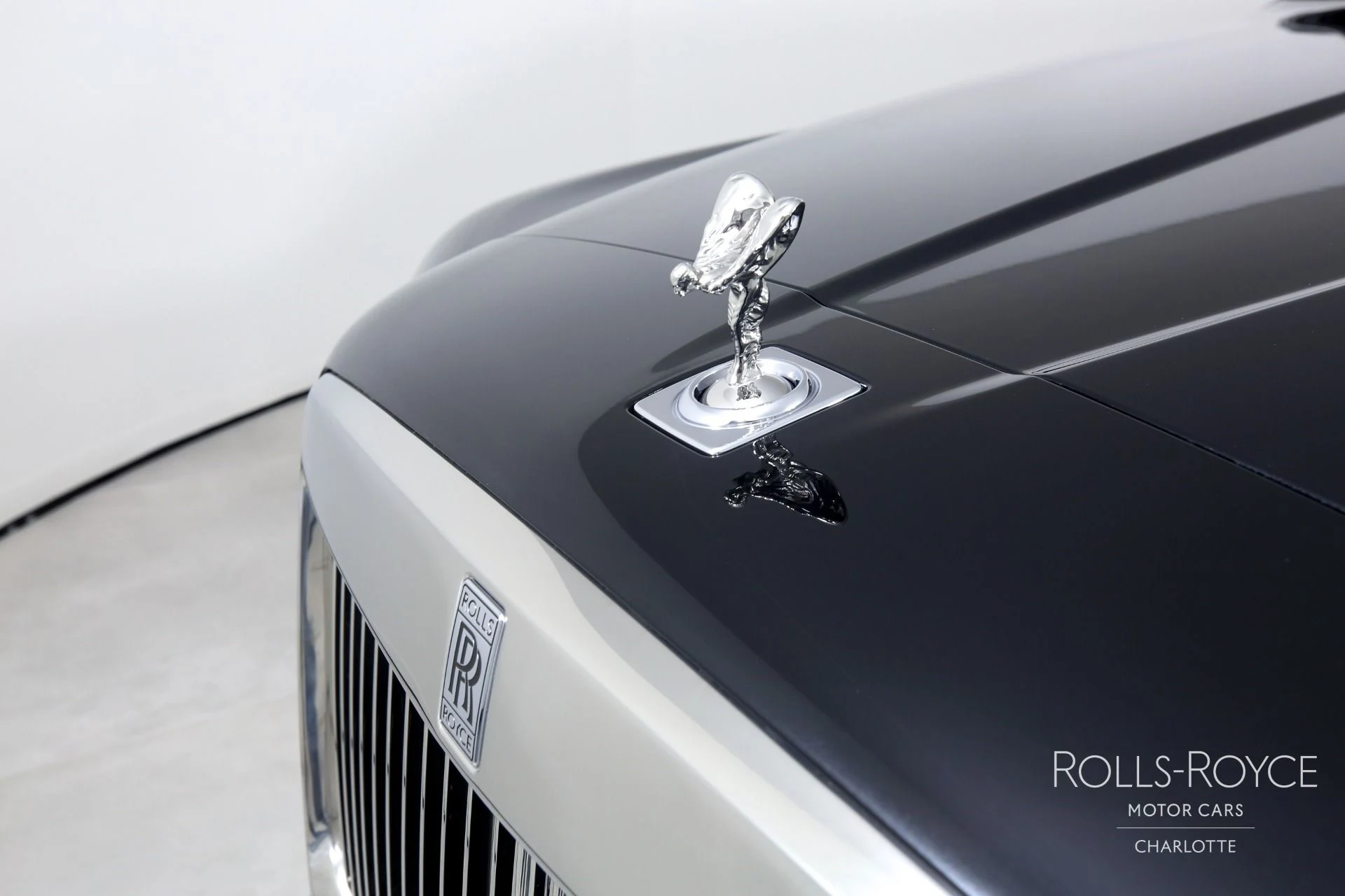 mph043_1777198034_Used_2023_Rolls_Royce_Cullinan_1688078502_97852b35a3