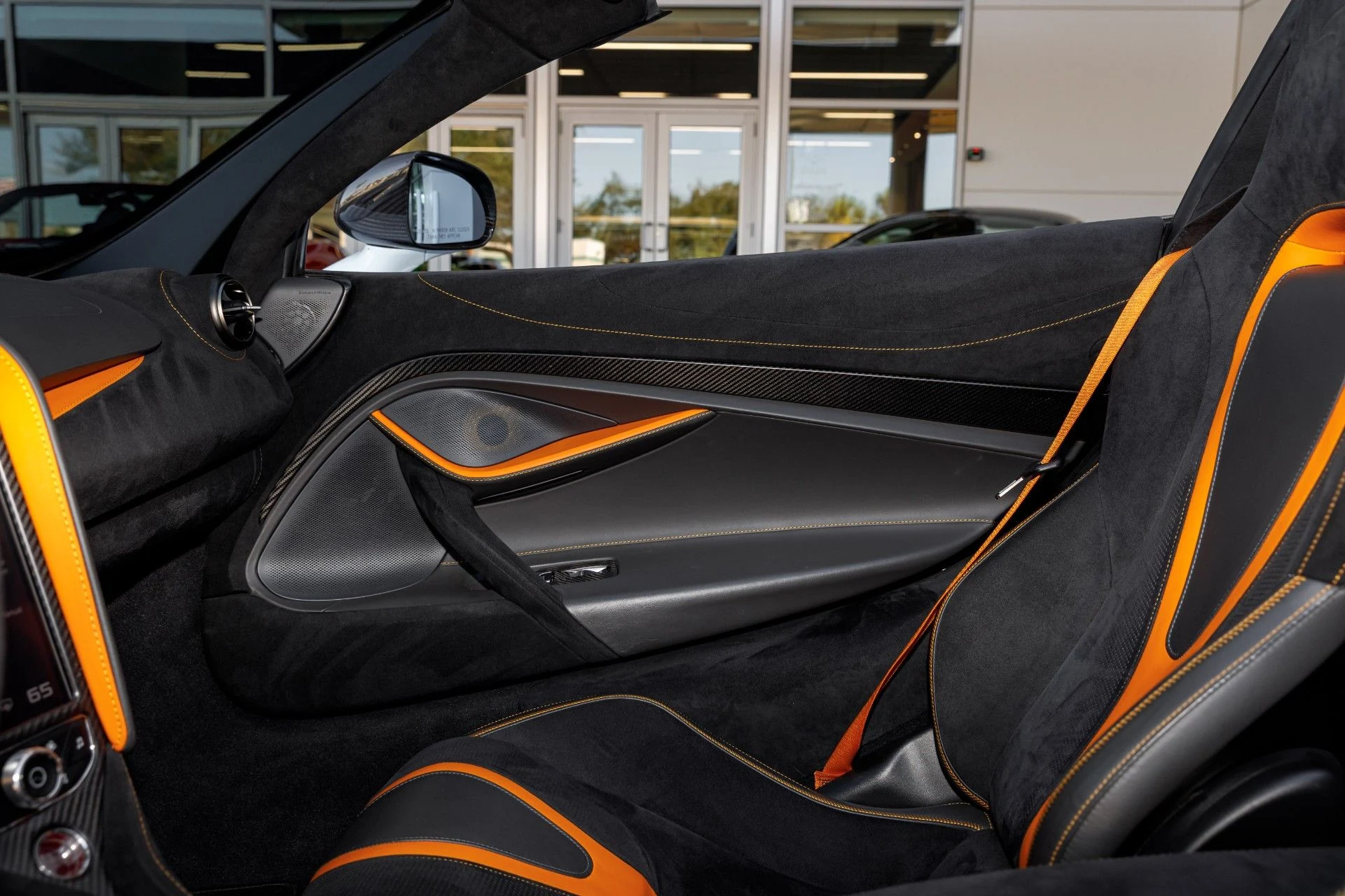 mph043_1787310519_654_p44_l_053cd6f3f2