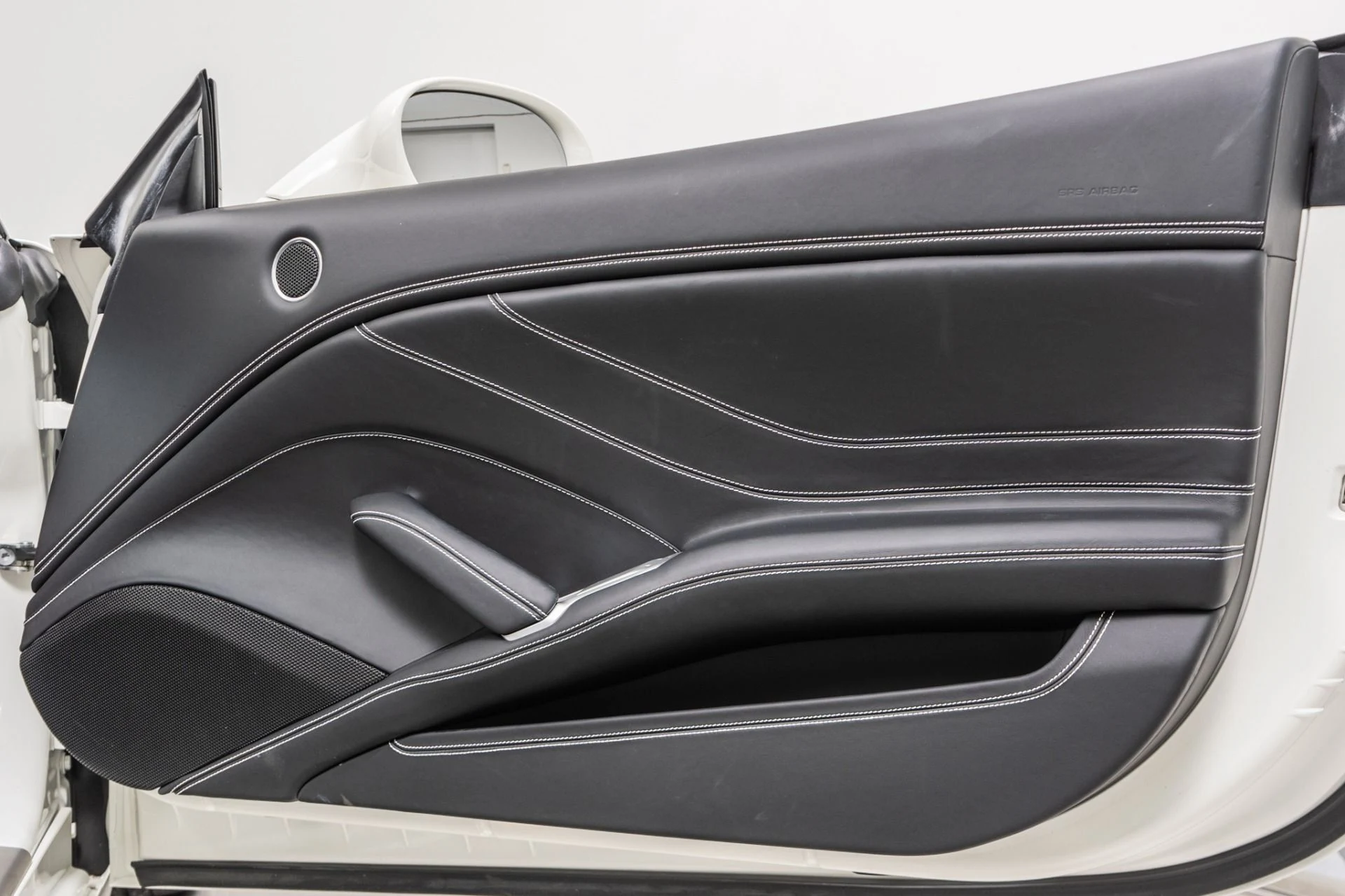 mph043_1810869482_Used_2016_Ferrari_California_T_257_K_MSRP_Ventilated_Seats_Carbon_Fiber_Driving_Zone_1790094264_60892f35c2