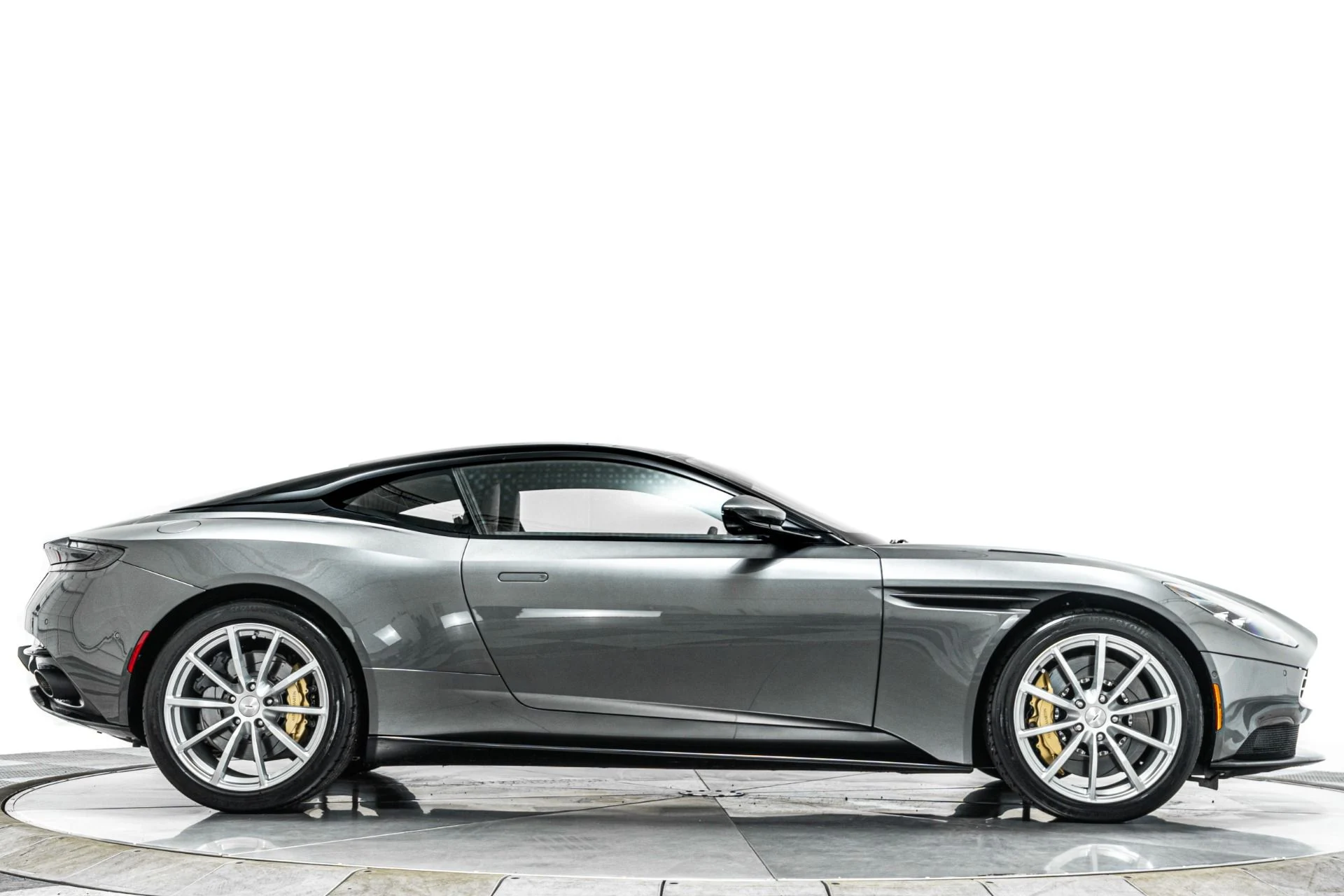 mph043_1822504862_Used_2020_Aston_Martin_DB_11_AMR_V12_Power_Low_Miles_1788196643_c06118ed68