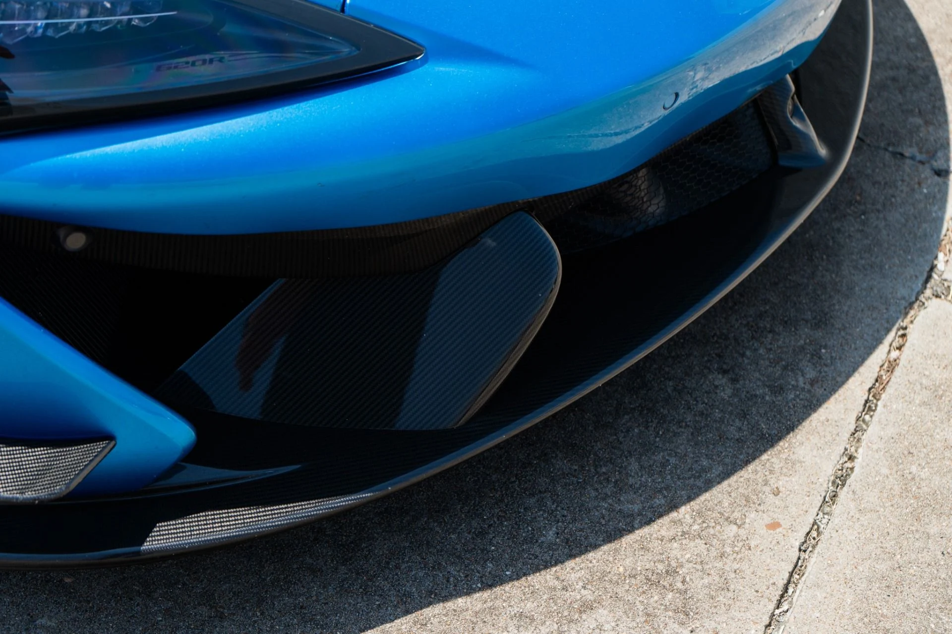 mph043_1839122406_Used_2020_Mc_Laren_620_R_1787598214_3ec7d9c9d4