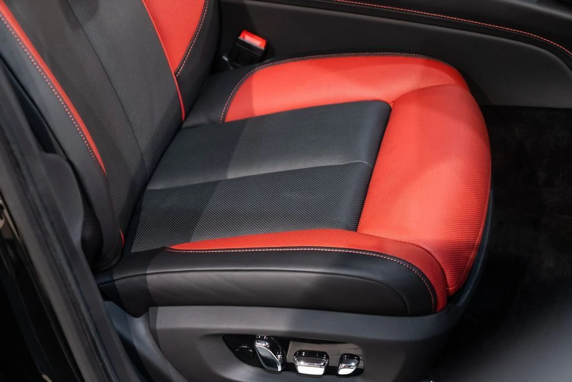 mph043_1842023033_0e7049d29cd2ec6c7d09db04b7b3fd6e_f9ad3bbb52