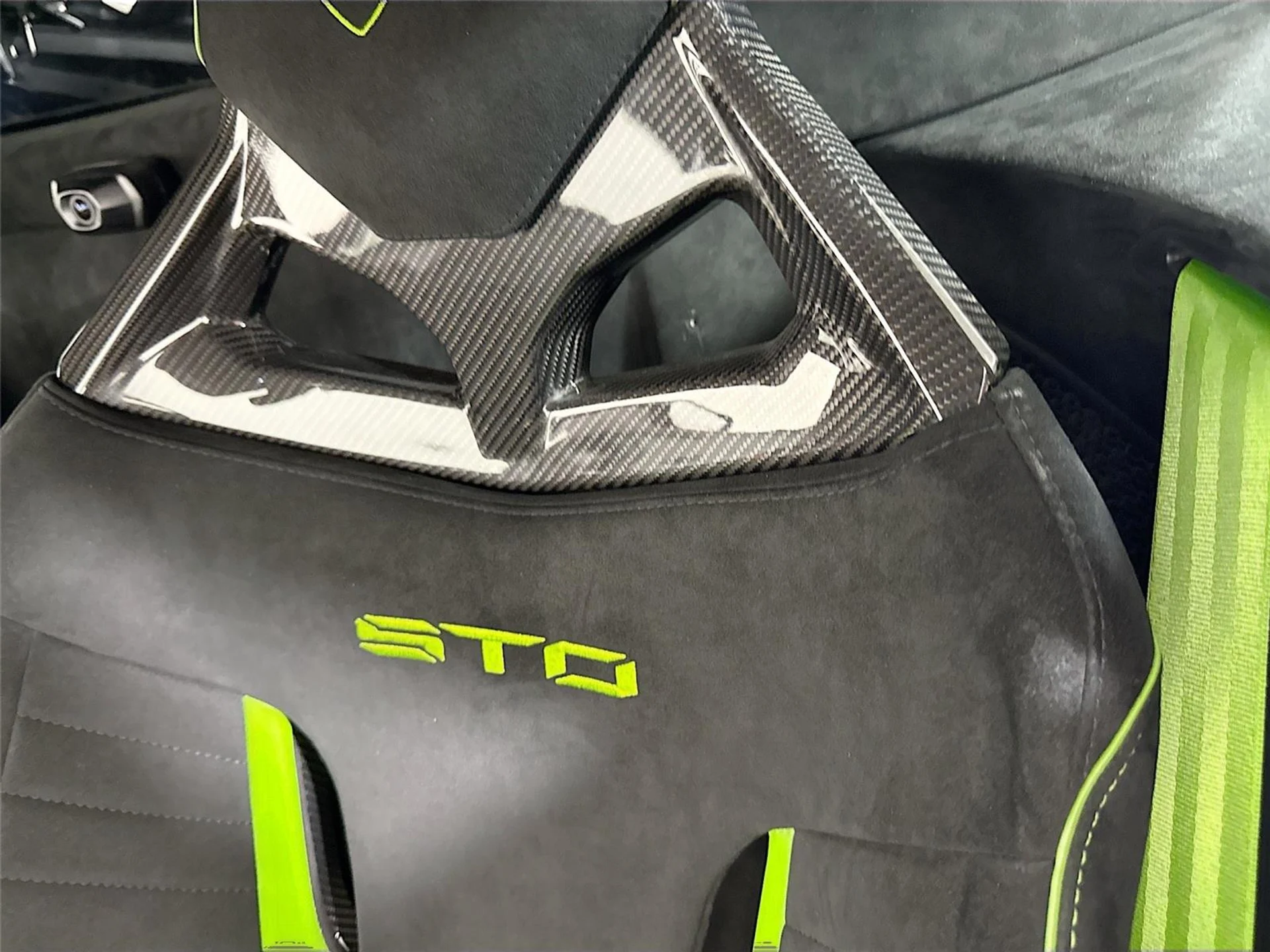 mph043_184307398_c1f5bff78bf9a73ec9f641b9bd92a197_a6aaf407c2