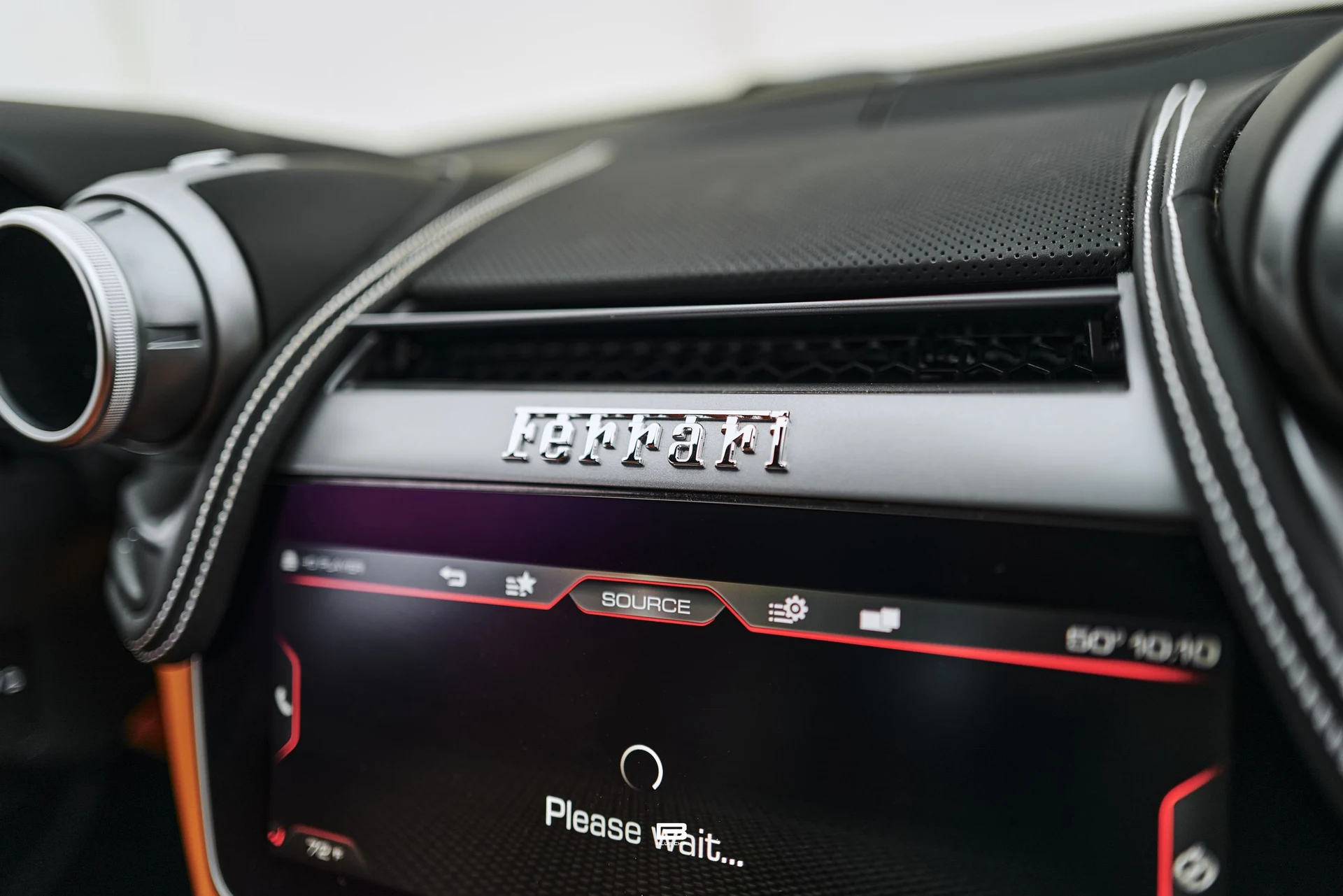 mph043_1863933777_69e2a49323c635a917e800e9_L1220568_cad3741c95