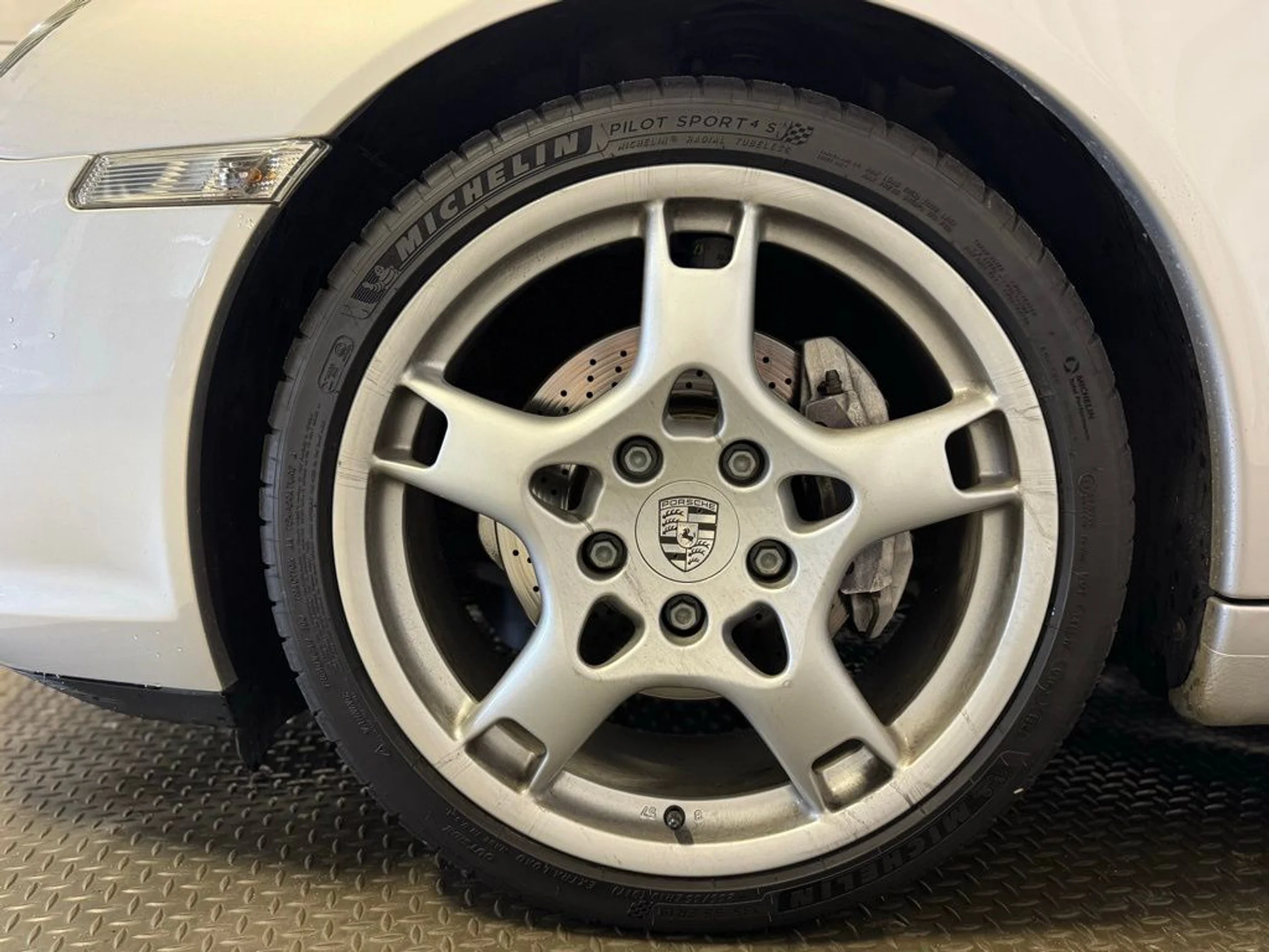 mph043_187153832_b7e2363f7979844677185017fd5ad7d7x_79e873eb1d