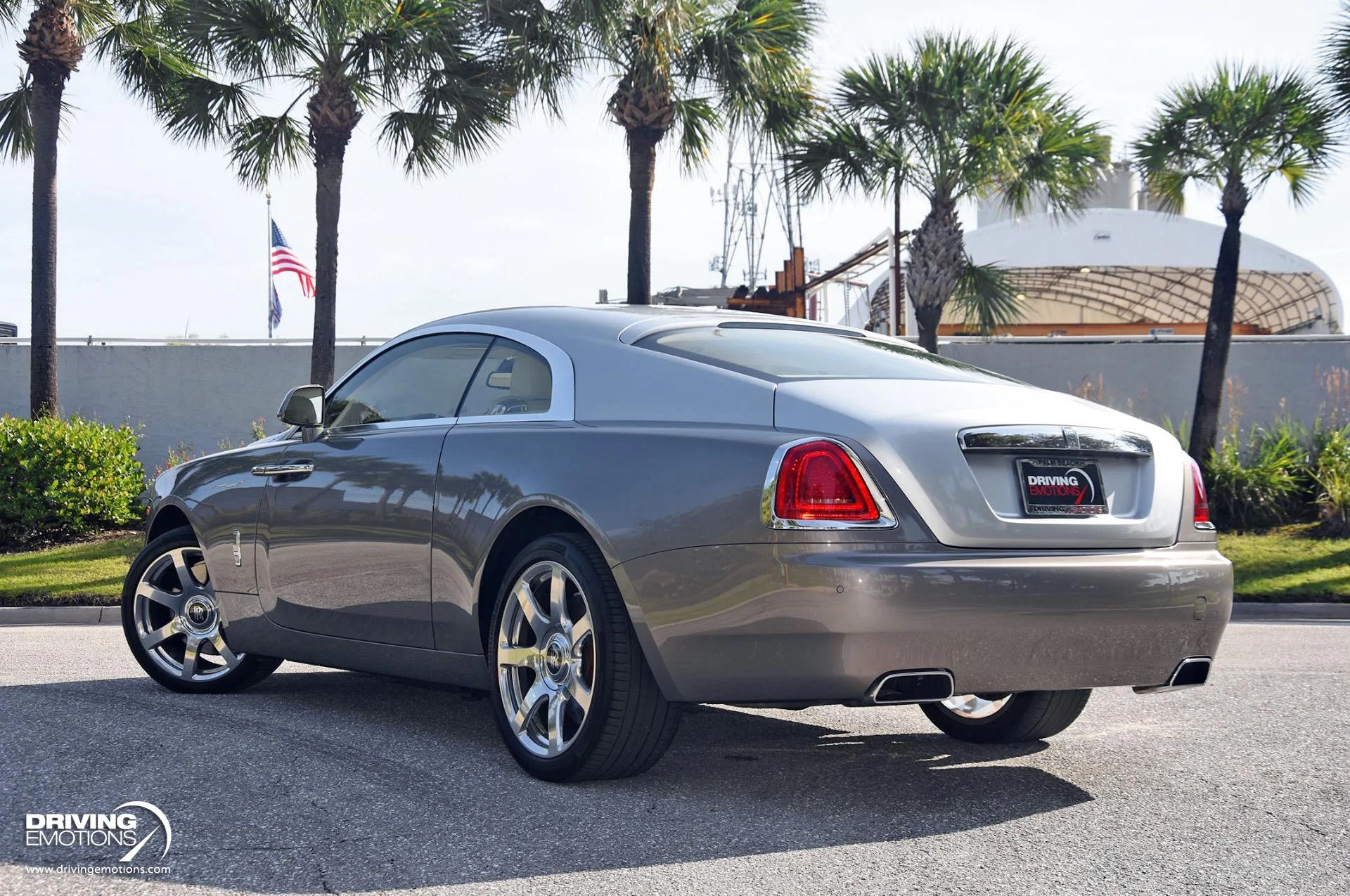 mph043_1872413483_883_p44_l_9dd85bd111