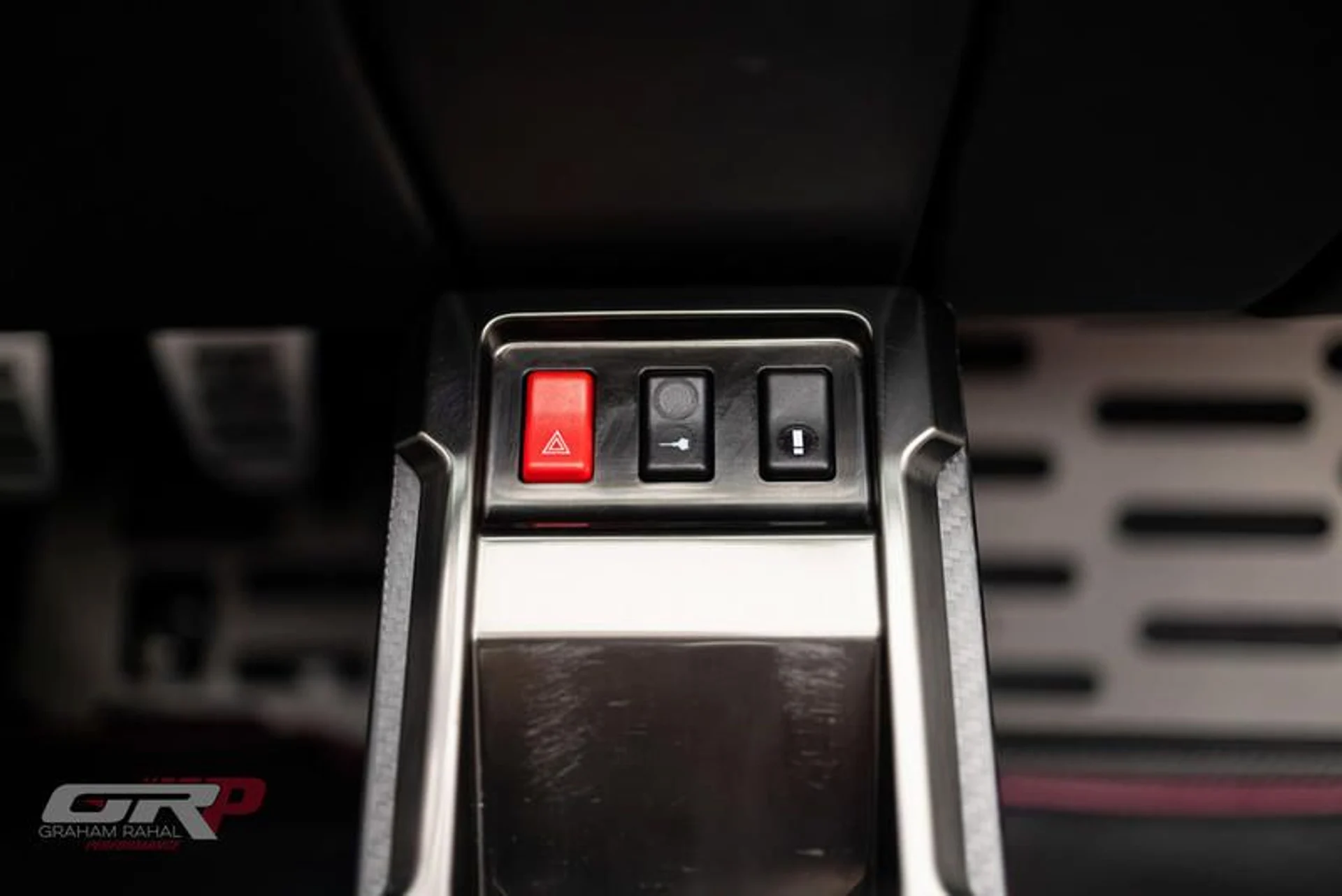 mph043_1873410517_ED_326125_A869_4_E47_99_C8_919511_BA_4_D06_c1b8095266