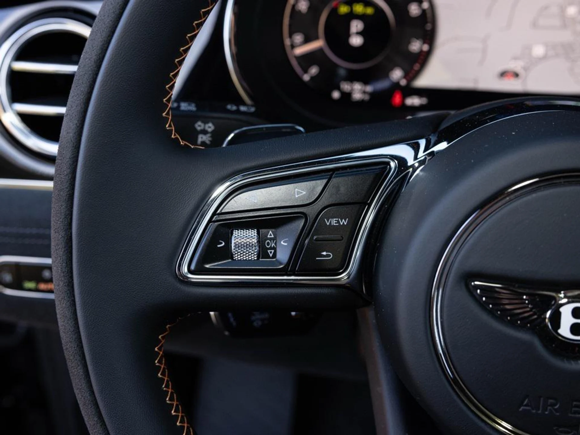 mph043_1876610751_480276648_6938475bb4572ce7810abc18_82d3deb1a4