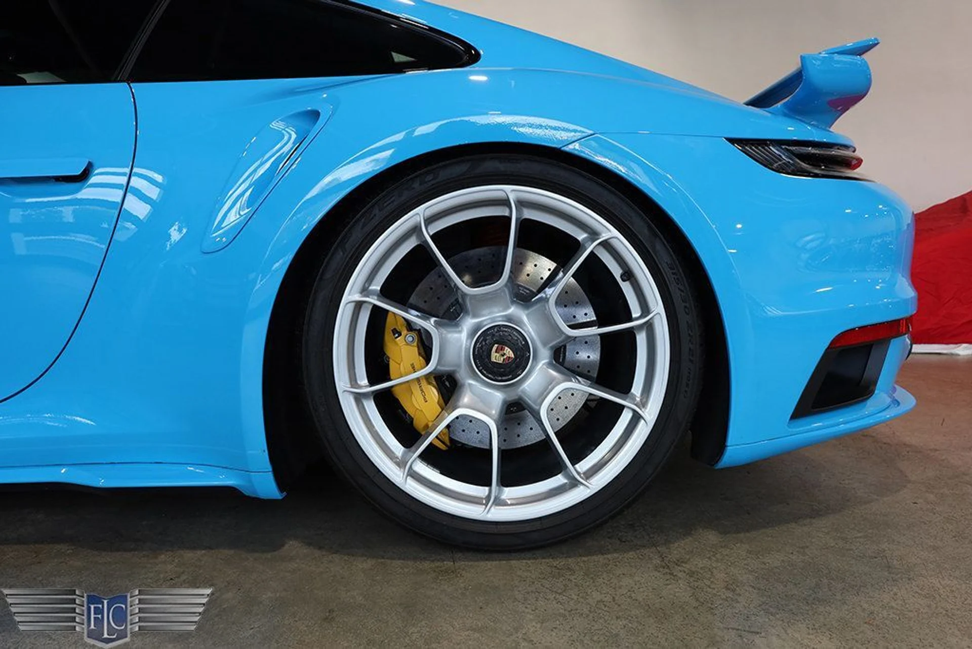 mph043_1880684671_used_2022_porsche_911_turboscoupe_9689_23016612_44_1024_170824a6df