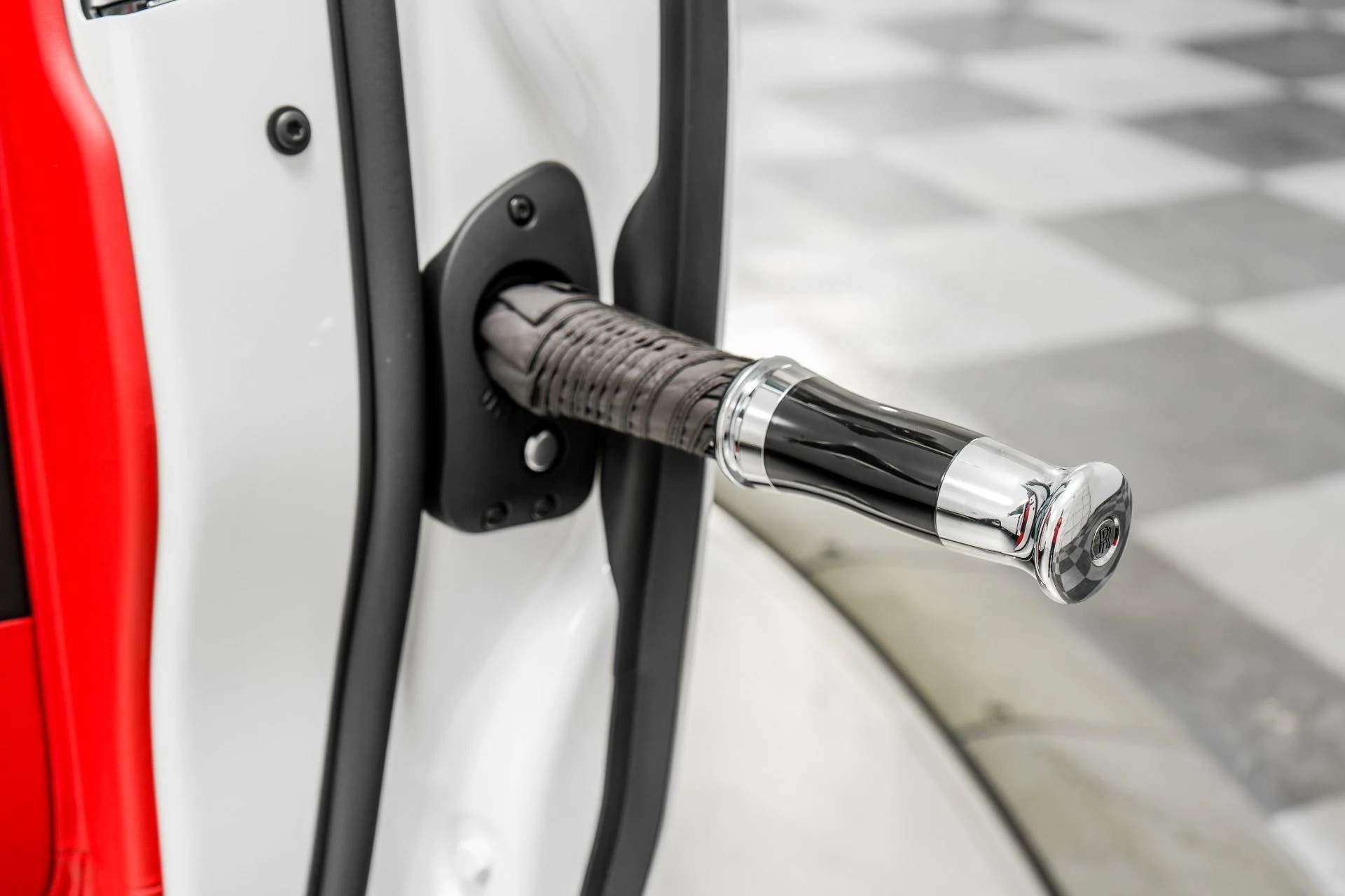 mph043_1887457995_Used_2024_Rolls_Royce_Cullinan_Shooting_Star_Headliner_Picnic_Tables_Low_Miles_1772230993_deb2846d0a