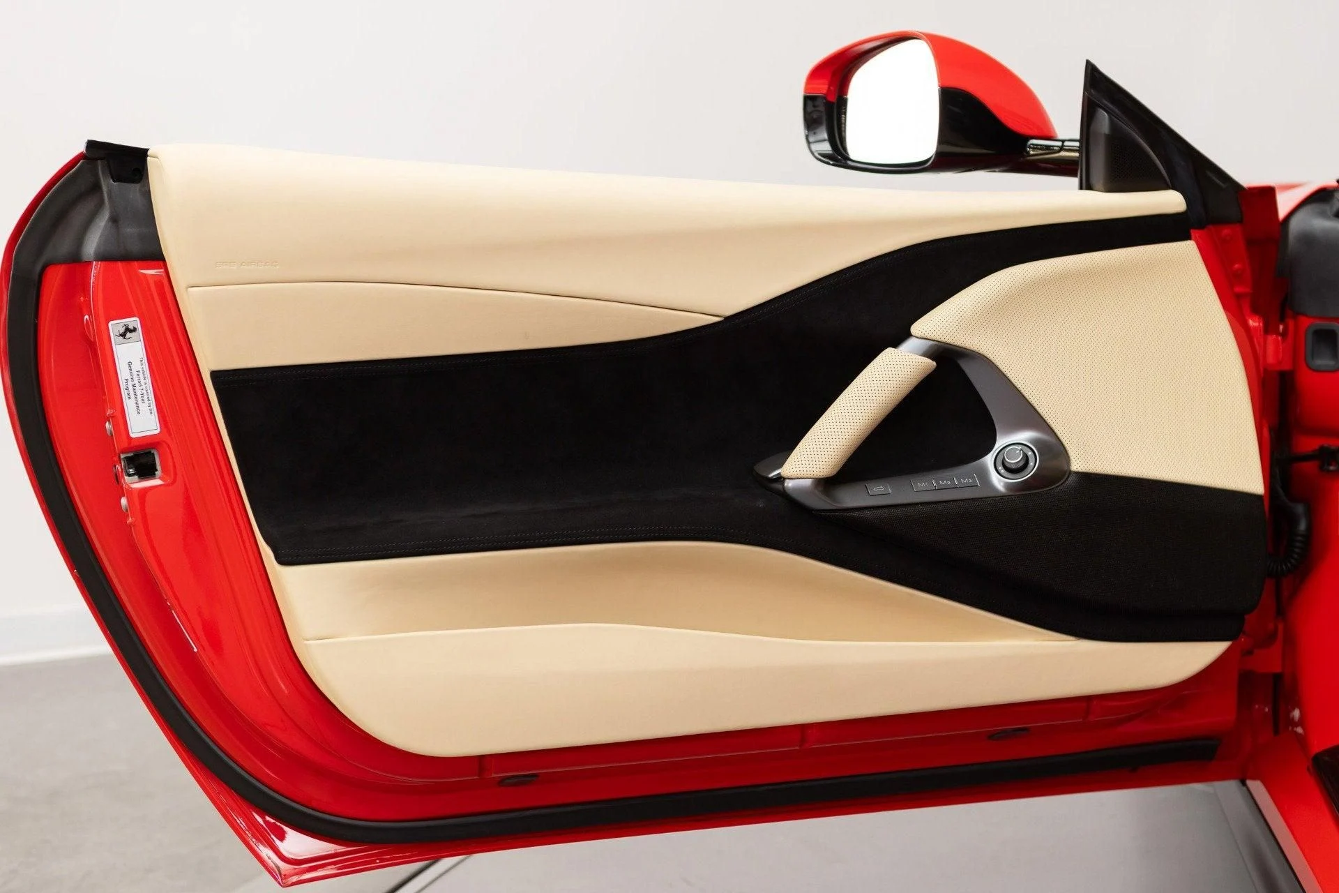 mph043_1888640203_Used_2018_Ferrari_812_Superfast_1777368514_9b79e2d9e0