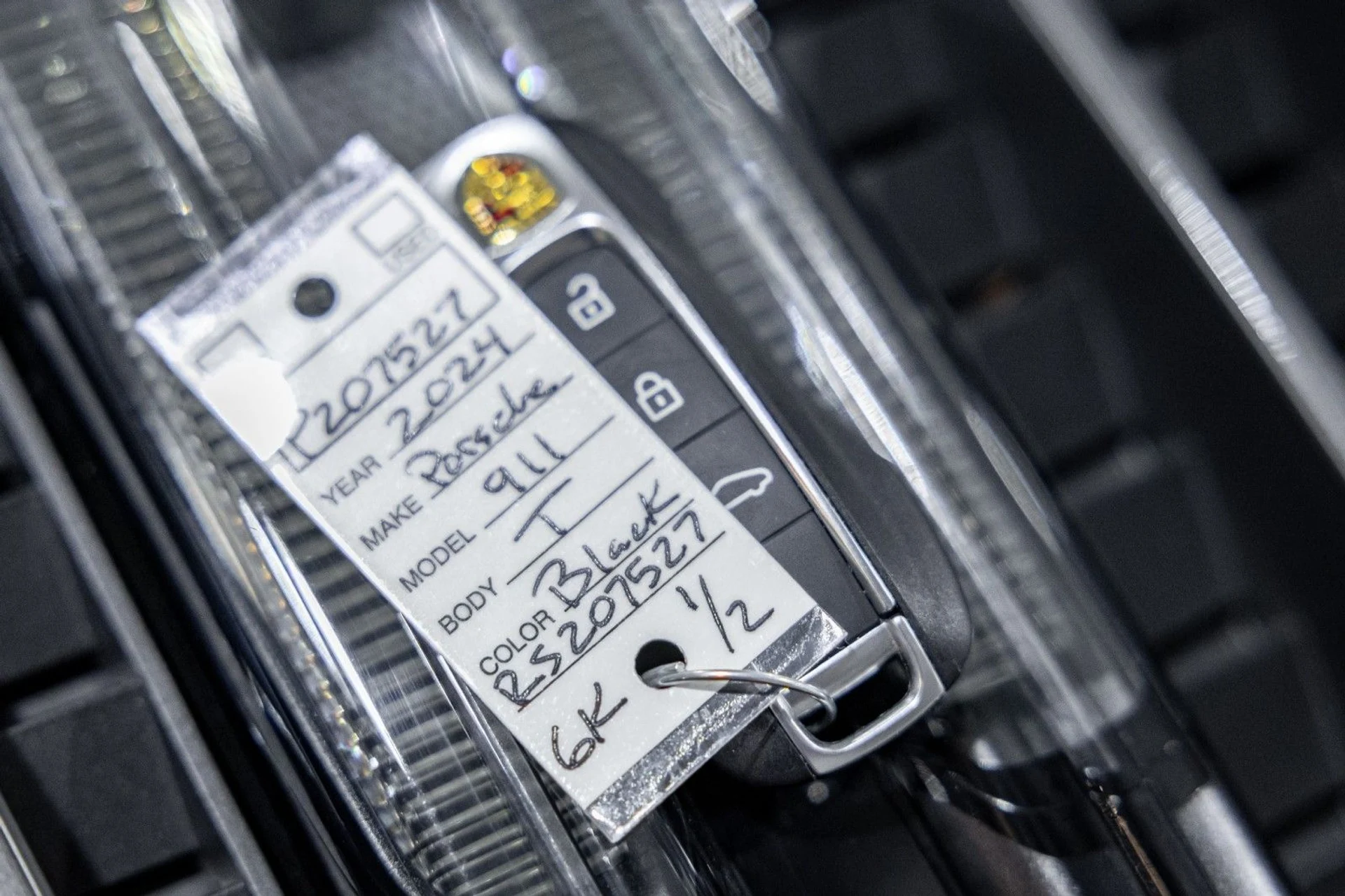 mph043_1915579822_d_A_05c9f8d27d