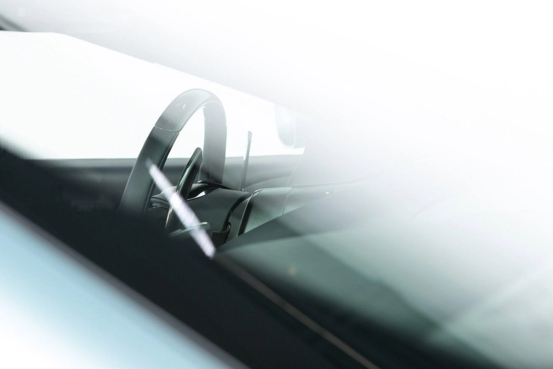 mph043_1919751951_Used_2024_Ferrari_Roma_Spider_1777382692_f79e40be2d