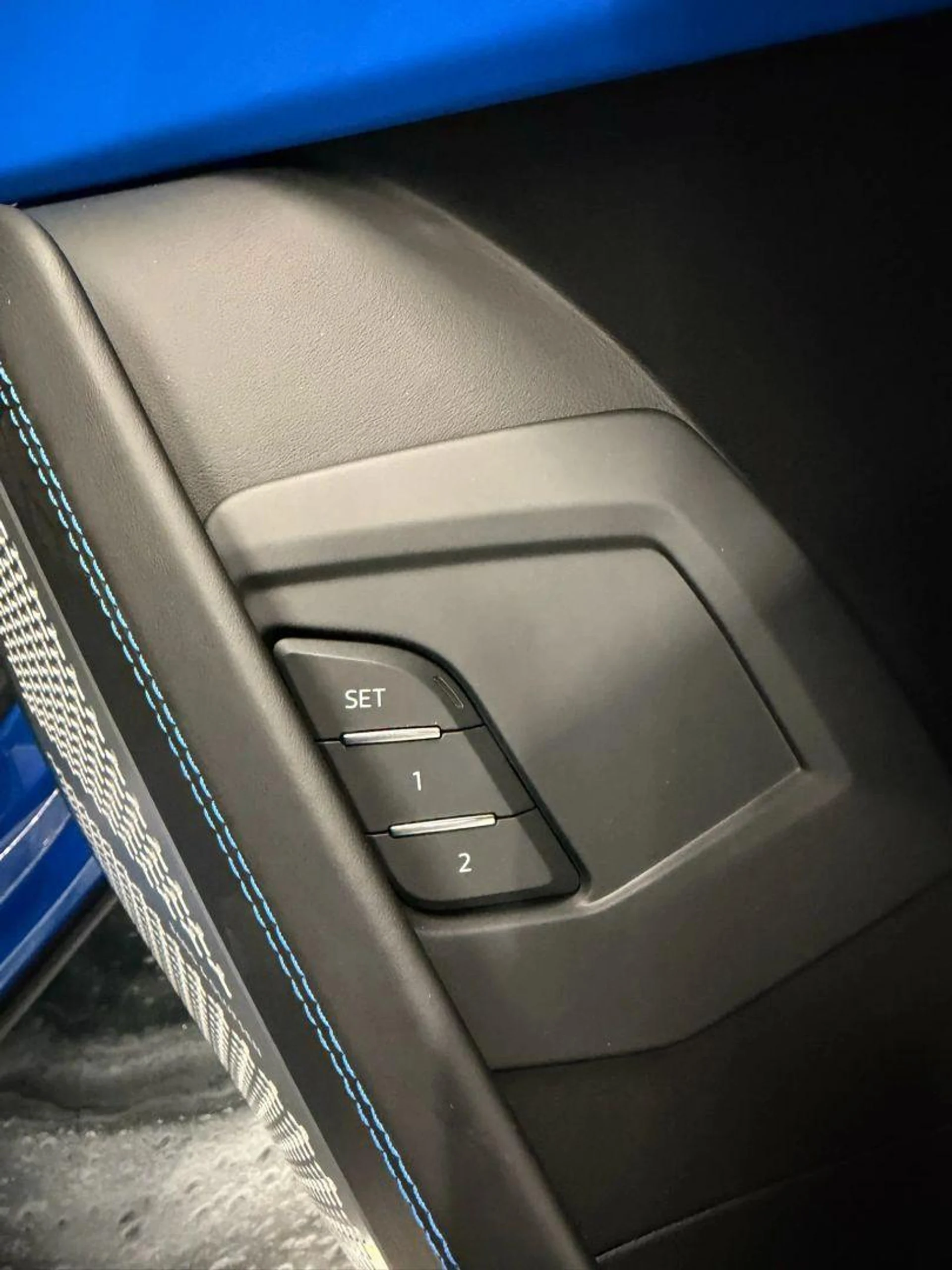 mph043_1928171932_Used_2019_Lamborghini_Urus_Sport_Utility_4_D_1784105696_ff3b82d179