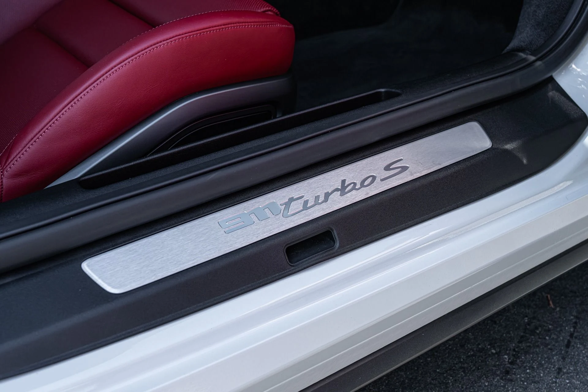 mph043_1928698451_Used_2022_Porsche_911_Turbo_S_1755025984_5c70e841b1