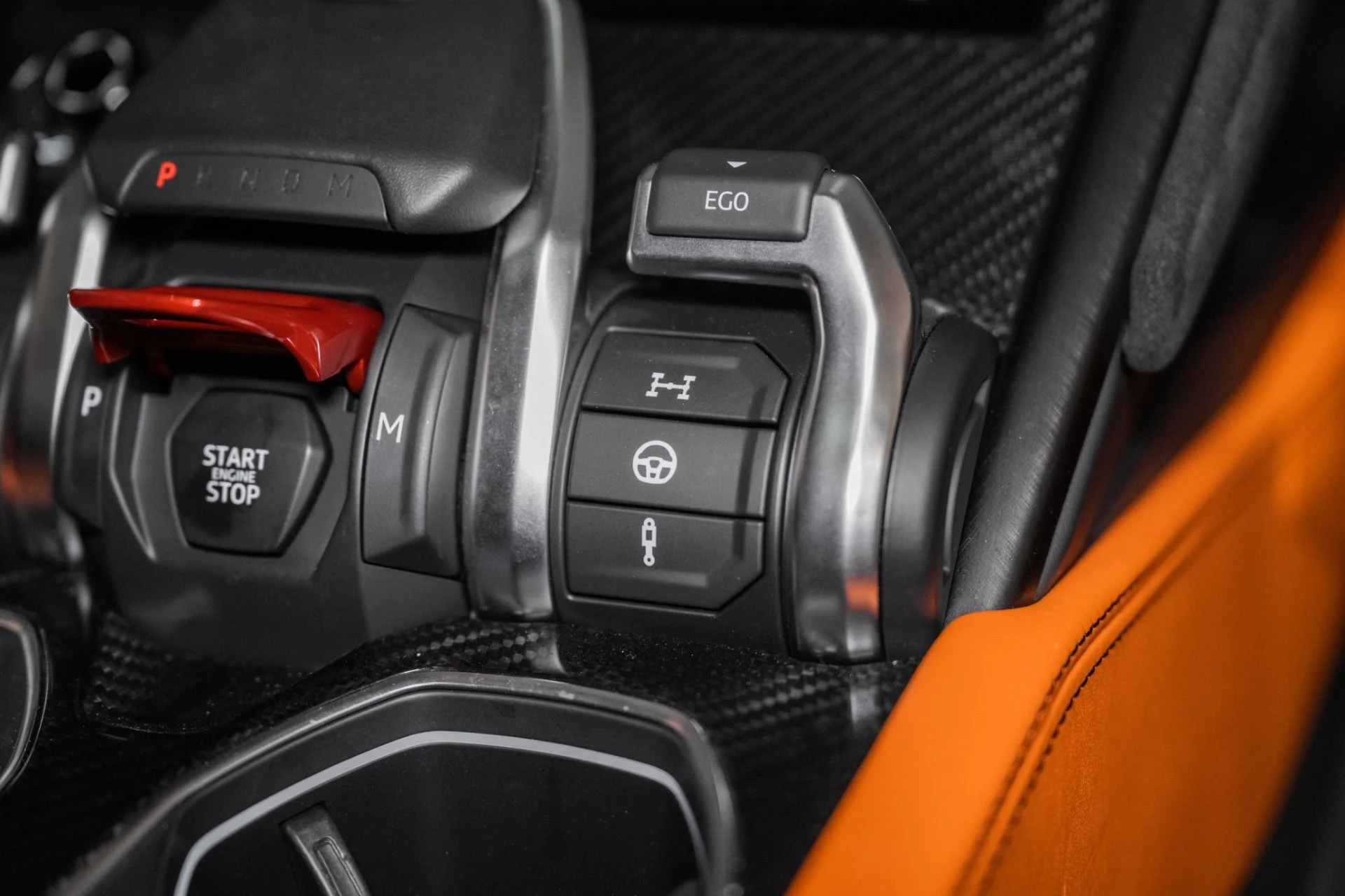 mph043_1938838475_Used_2022_Lamborghini_Urus_Pearl_Capsule_1773410025_b3df011181