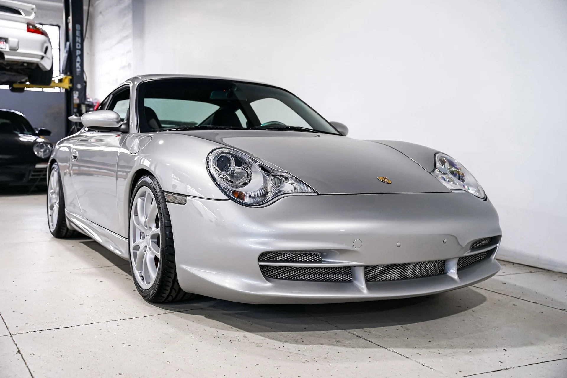 mph043_1942573822_a56e2b09a40c78f98beea79c518bc8fdx_973850f1bc