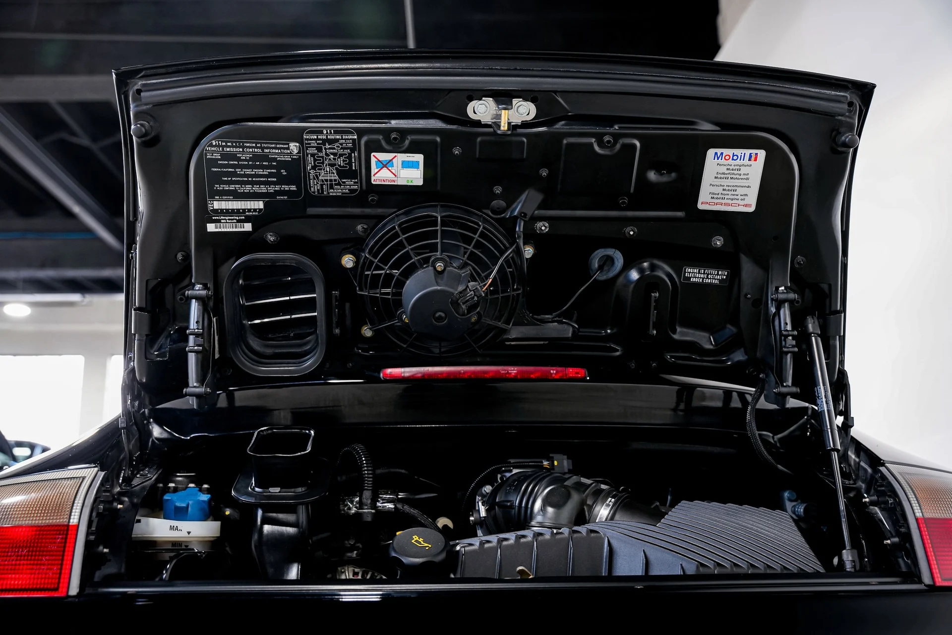 mph043_1952046867_2a0cdba741fdd6832976ddc75cc82e80x_29da83ddd6