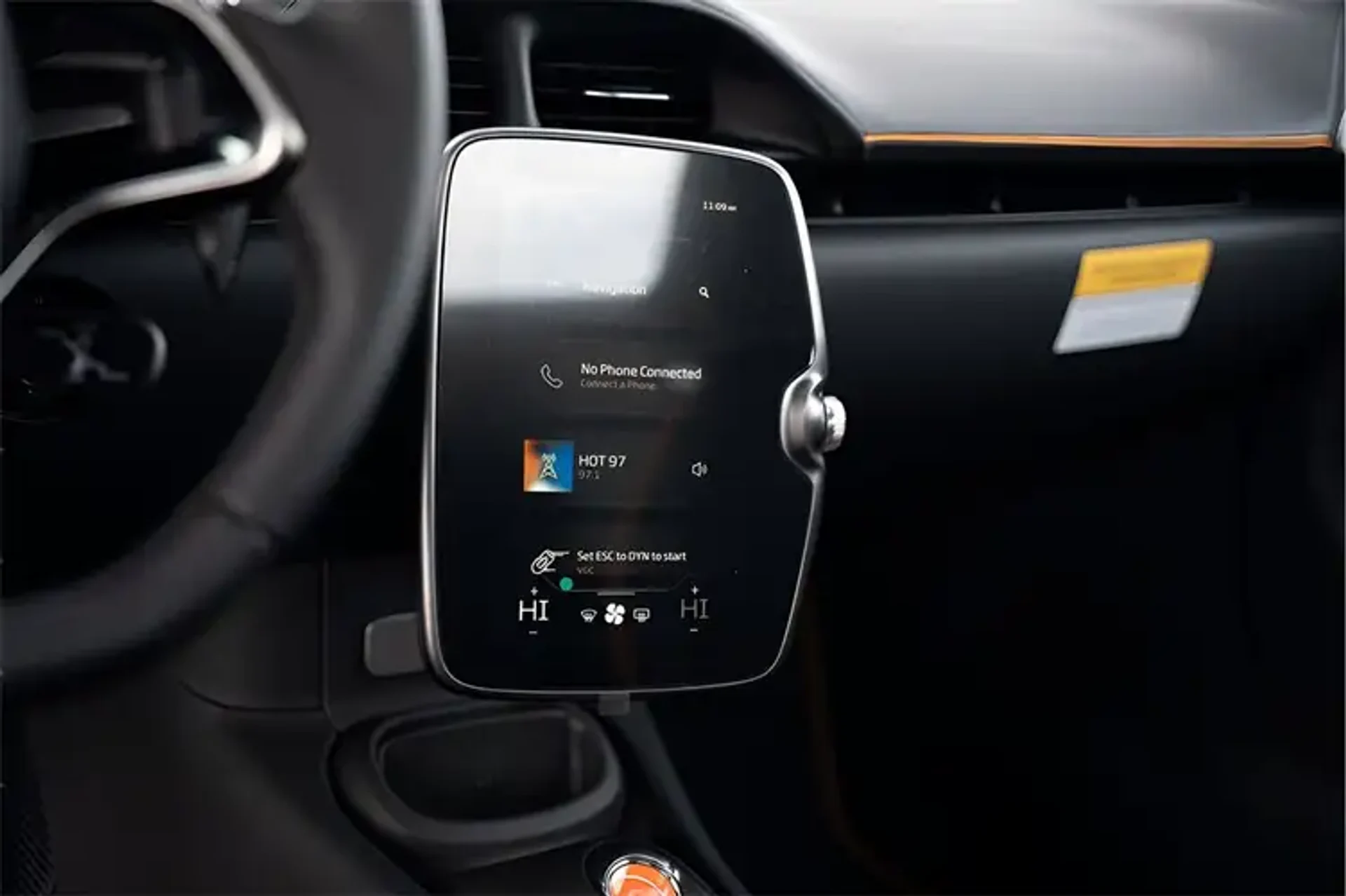 mph043_1979102918_T8q_T_Ltil_Yefaea_Na_med_5c6e3b9511