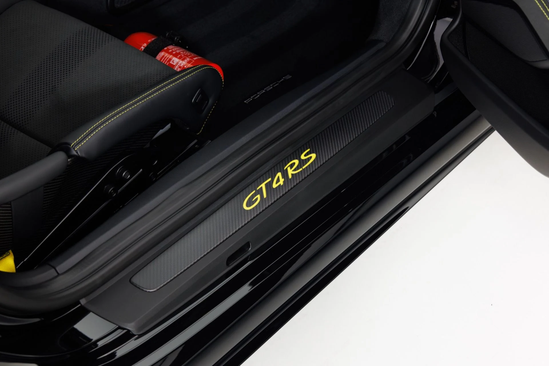 mph043_1981188158_Used_2025_Porsche_718_Cayman_GT_4_RS_1774365225_ae15f235a8