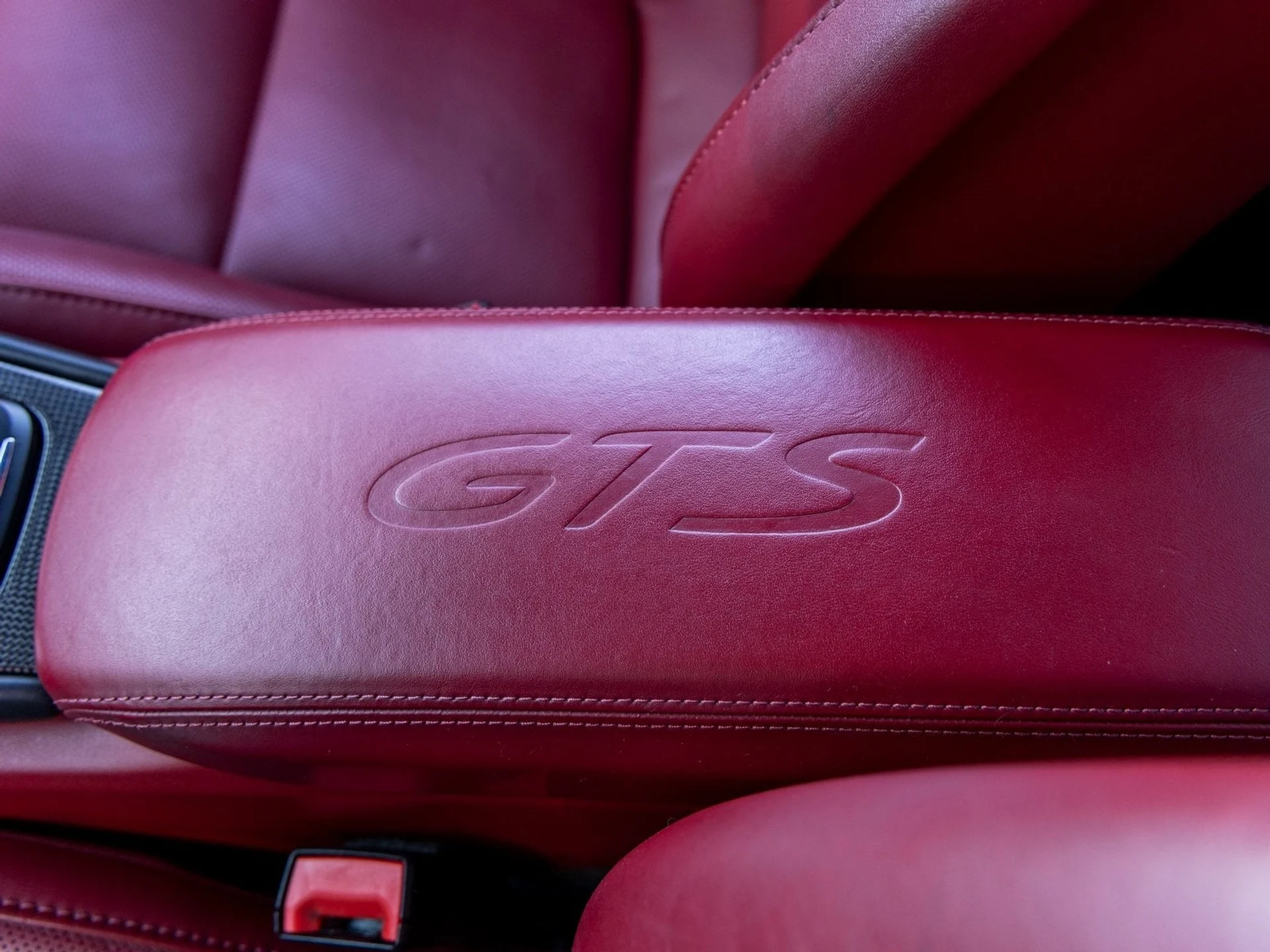 mph043_2000296695_44_99f833a118