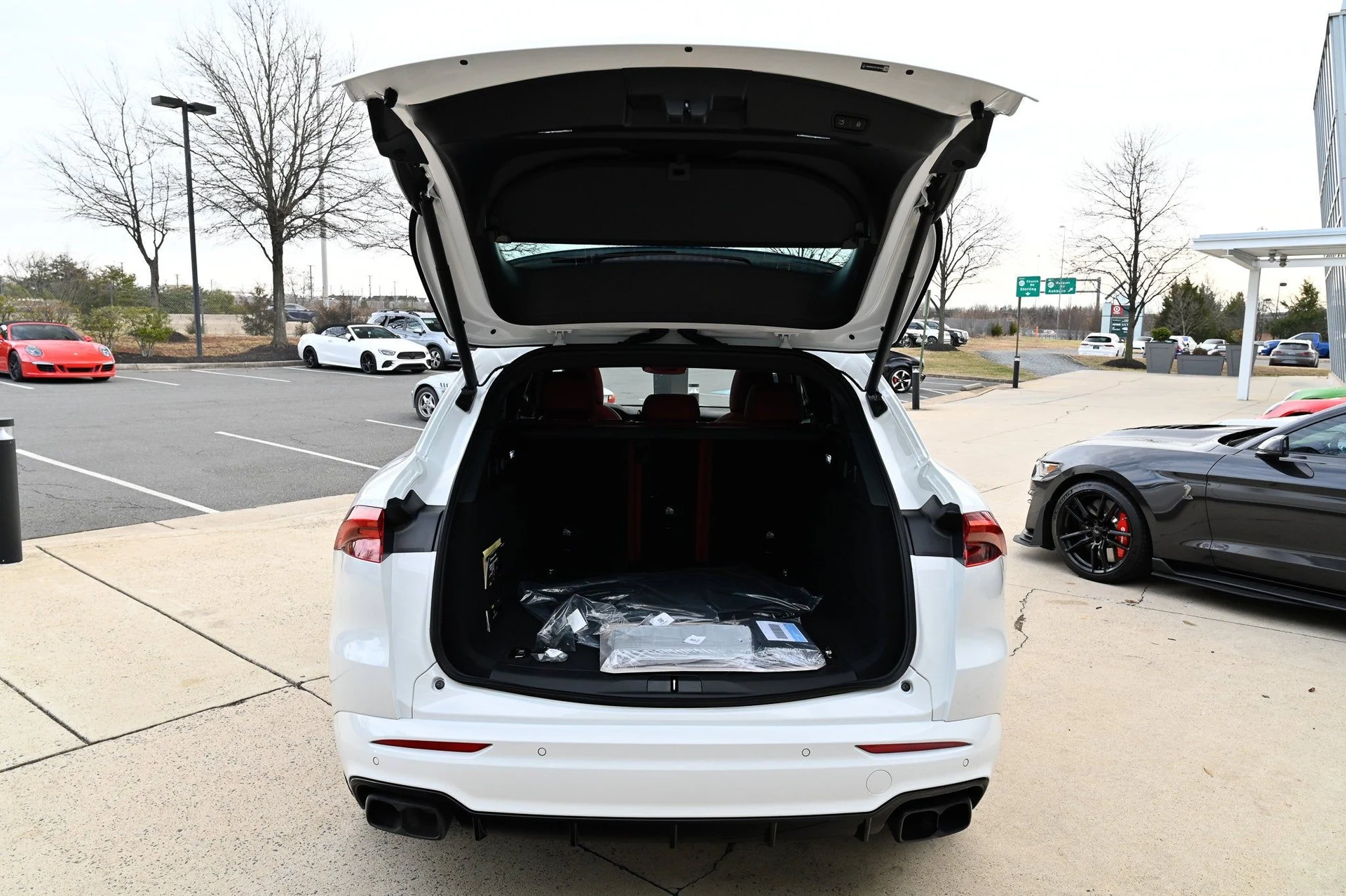 mph043_2006262879_24b1aa247b0b4bd19ae899a3d60f2ff7_a5d208e761