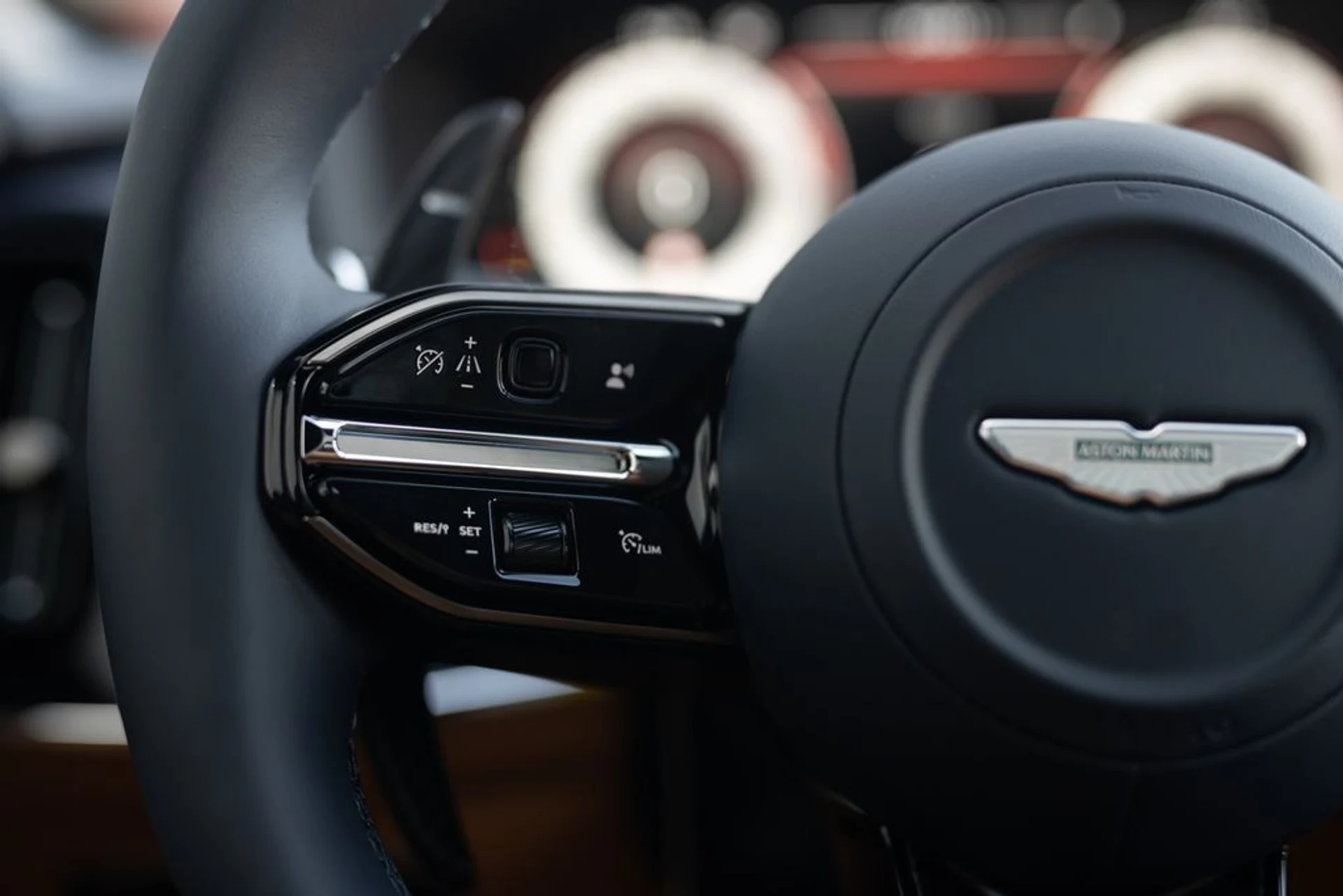 mph043_2009311513_537ad82cf7aba37a9d9e5a3328b4c775x_b1780143c5