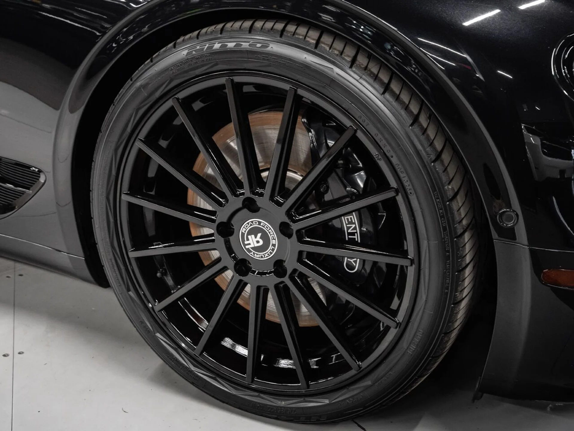 mph043_2014137643_bentley_continental_2022_7db1394517