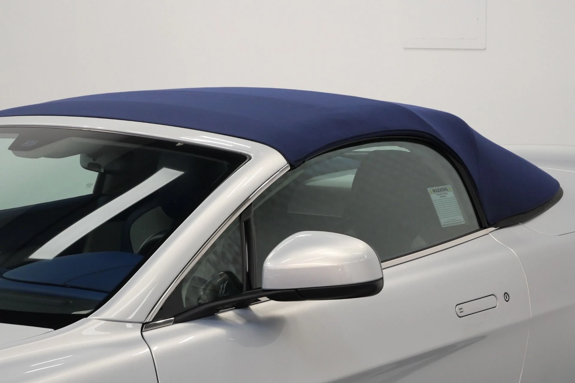 mph043_2014348651_Used_2017_Aston_Martin_Vantage_Roadster_7_Speed_Manual_Limited_1_of_100_for_the_USA_1765816519_3efc2066f1