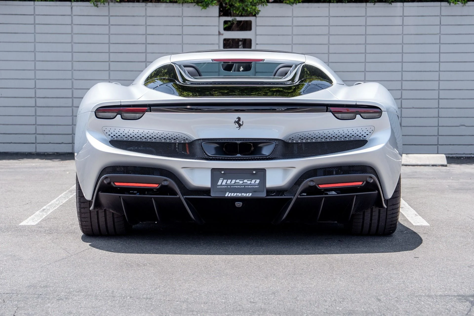 mph043_2024884481_Used_2024_Ferrari_296_GTS_1751069248_5a751b895e