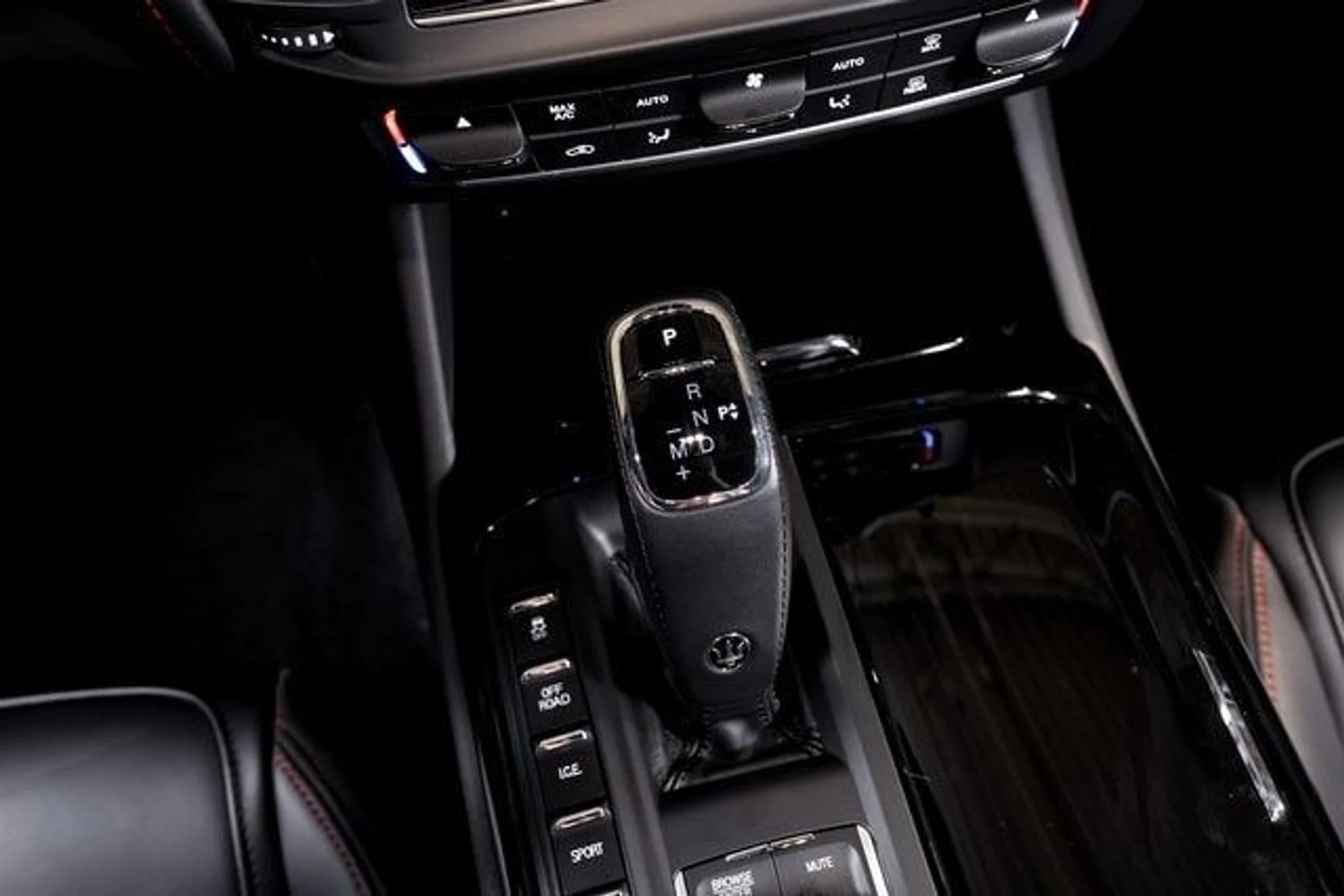 mph043_2033259994_c90ad0da77934988a5c0e4dbf17d3cc6x_630d835f58