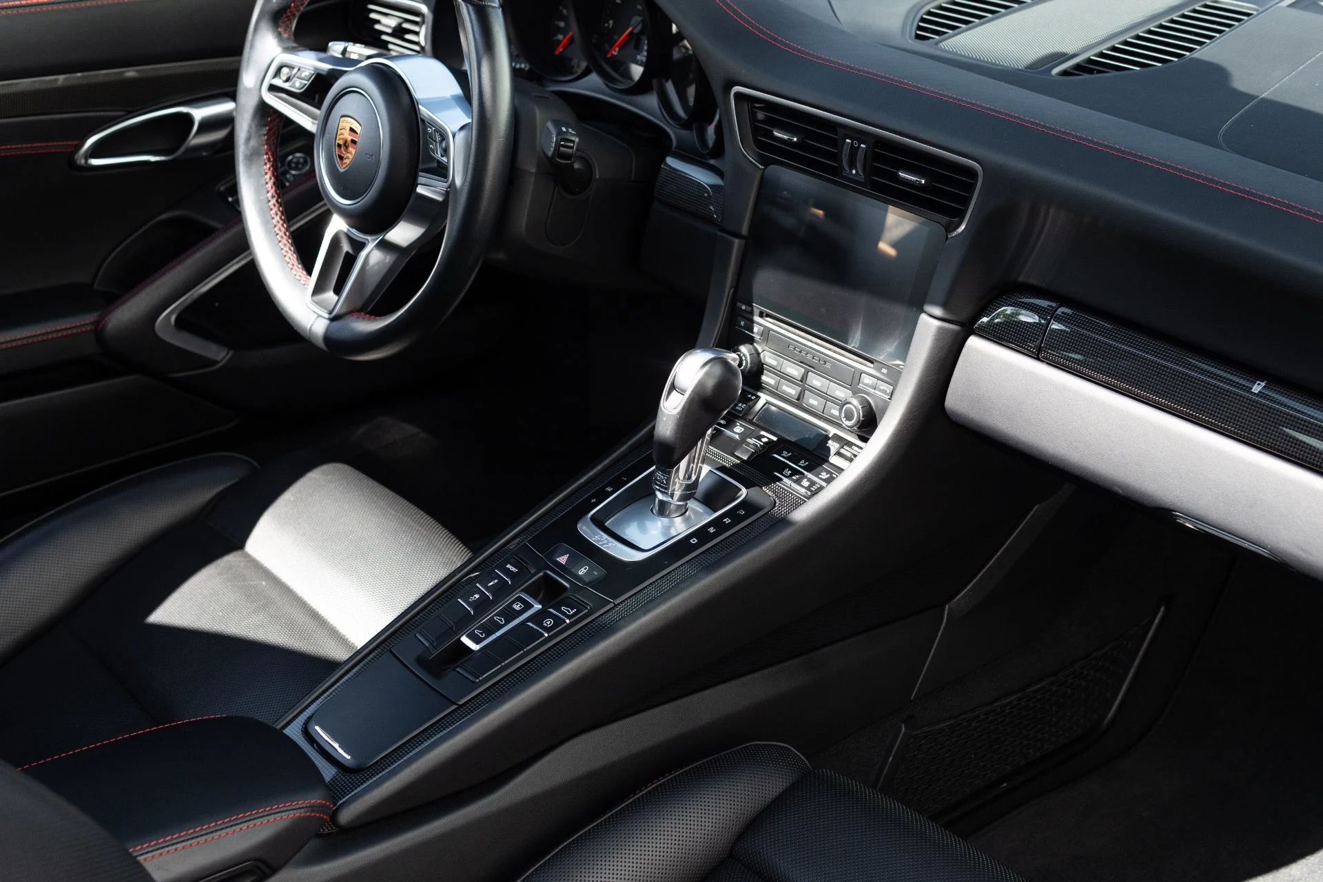 mph043_2035507619_Used_2019_Porsche_911_Carrera_4_1772073420_f8599c162d