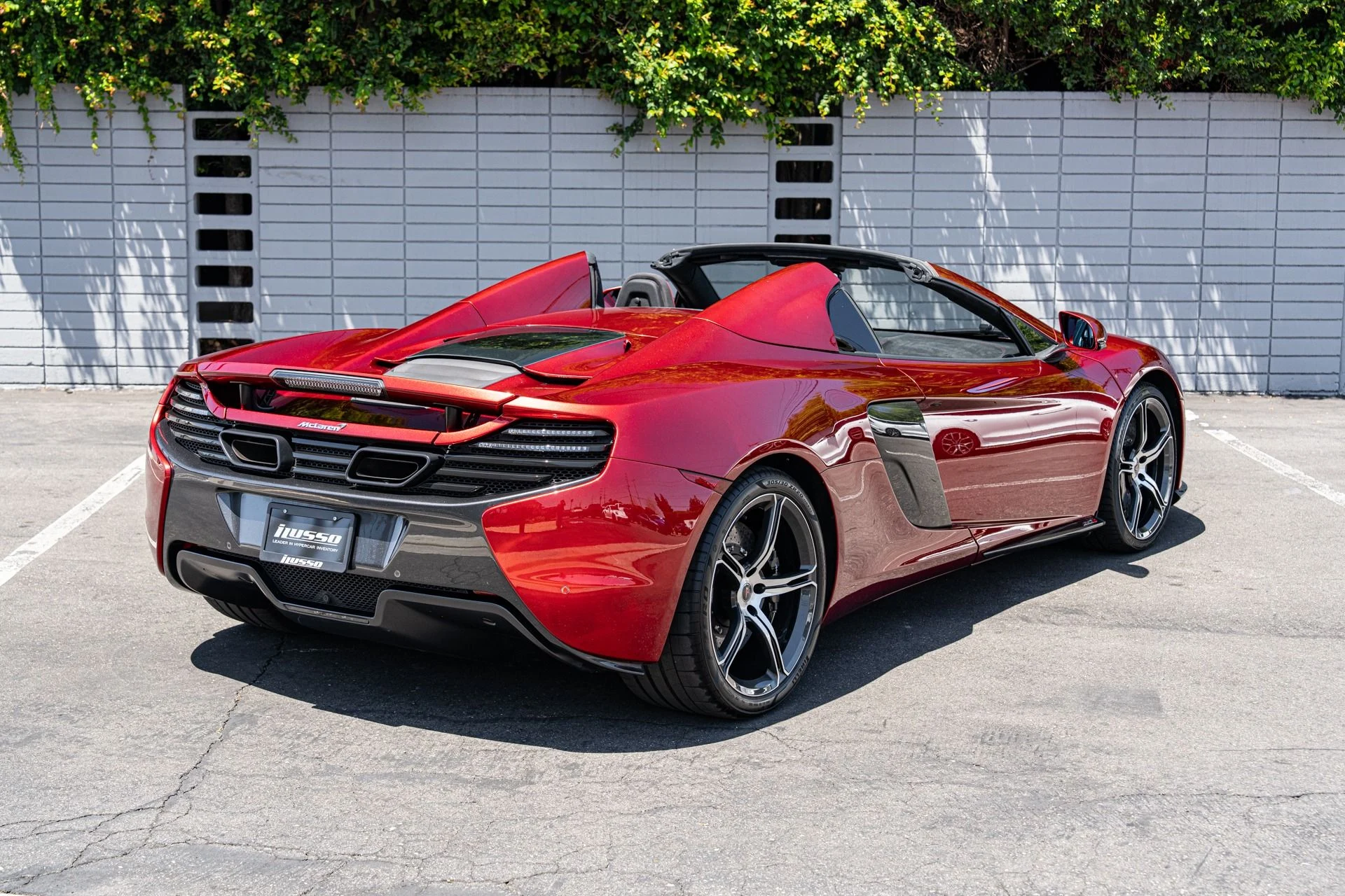 mph043_2035945440_Used_2015_Mc_Laren_650_S_Spider_1754071763_0bfe91e852