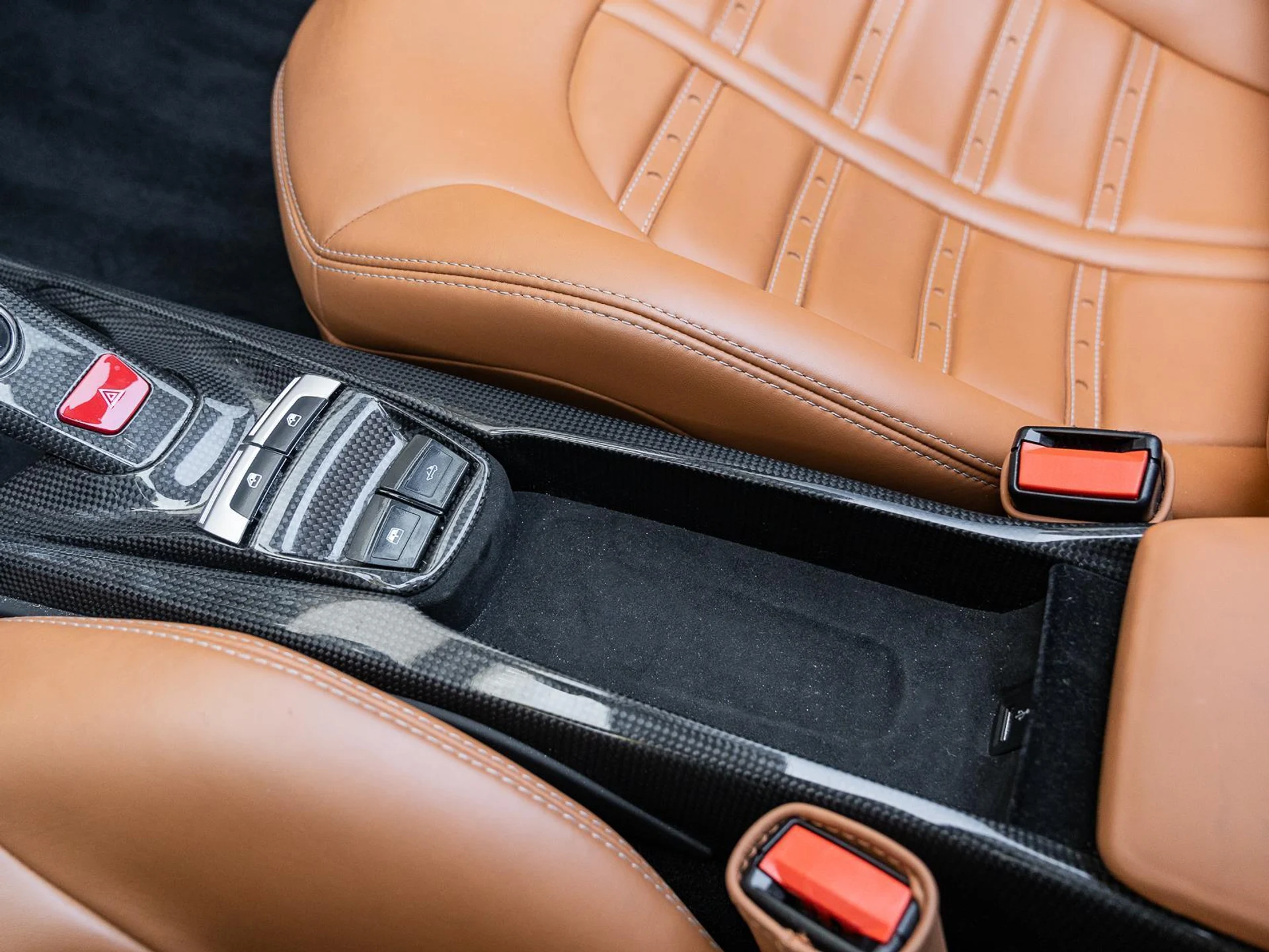 mph043_2042713092_Used_2018_Ferrari_488_Spider_Convertible_1771927254_1051d4507f