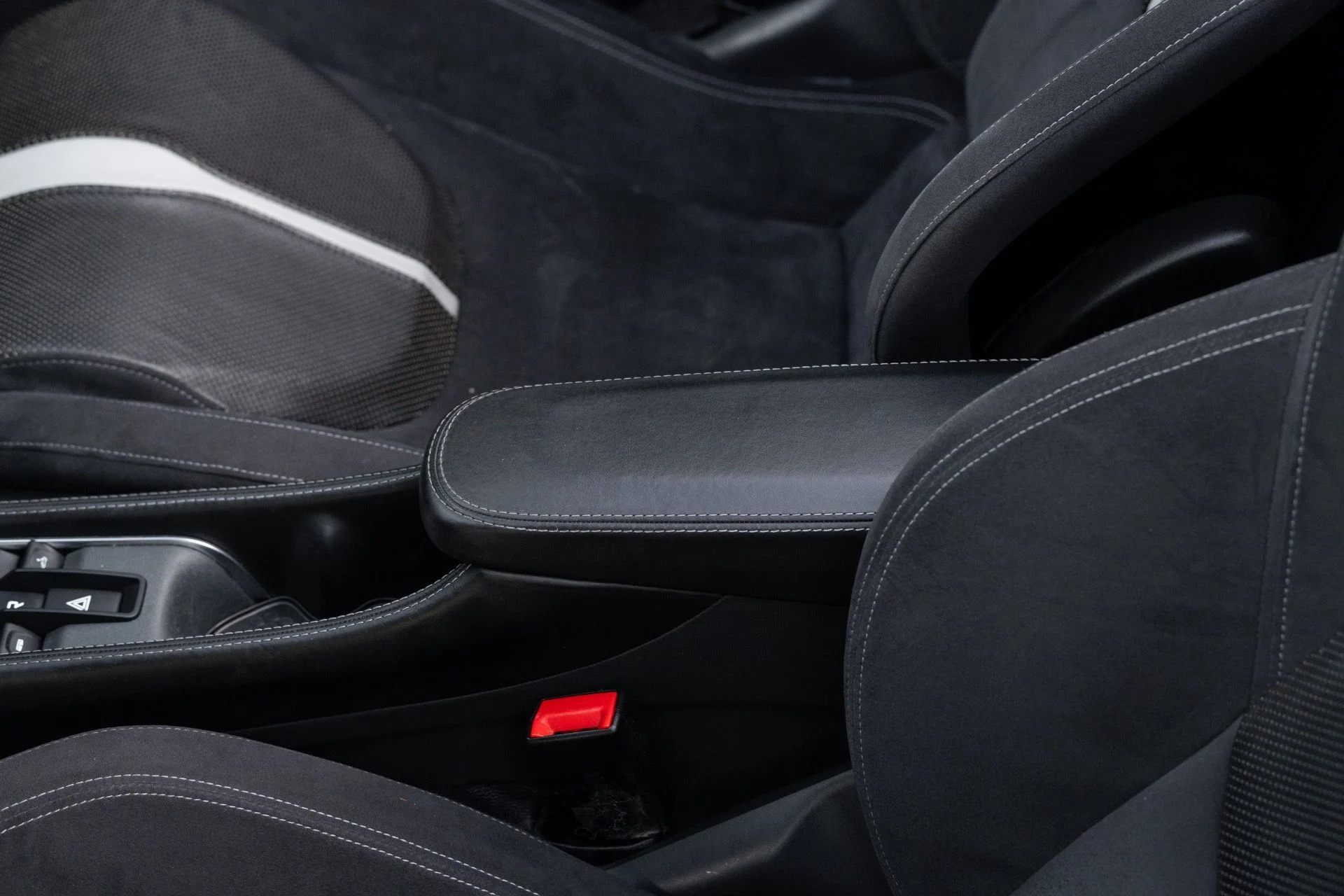 mph043_2060522376_Used_2018_Mc_Laren_570_S_Spider_1773949539_00ce622407