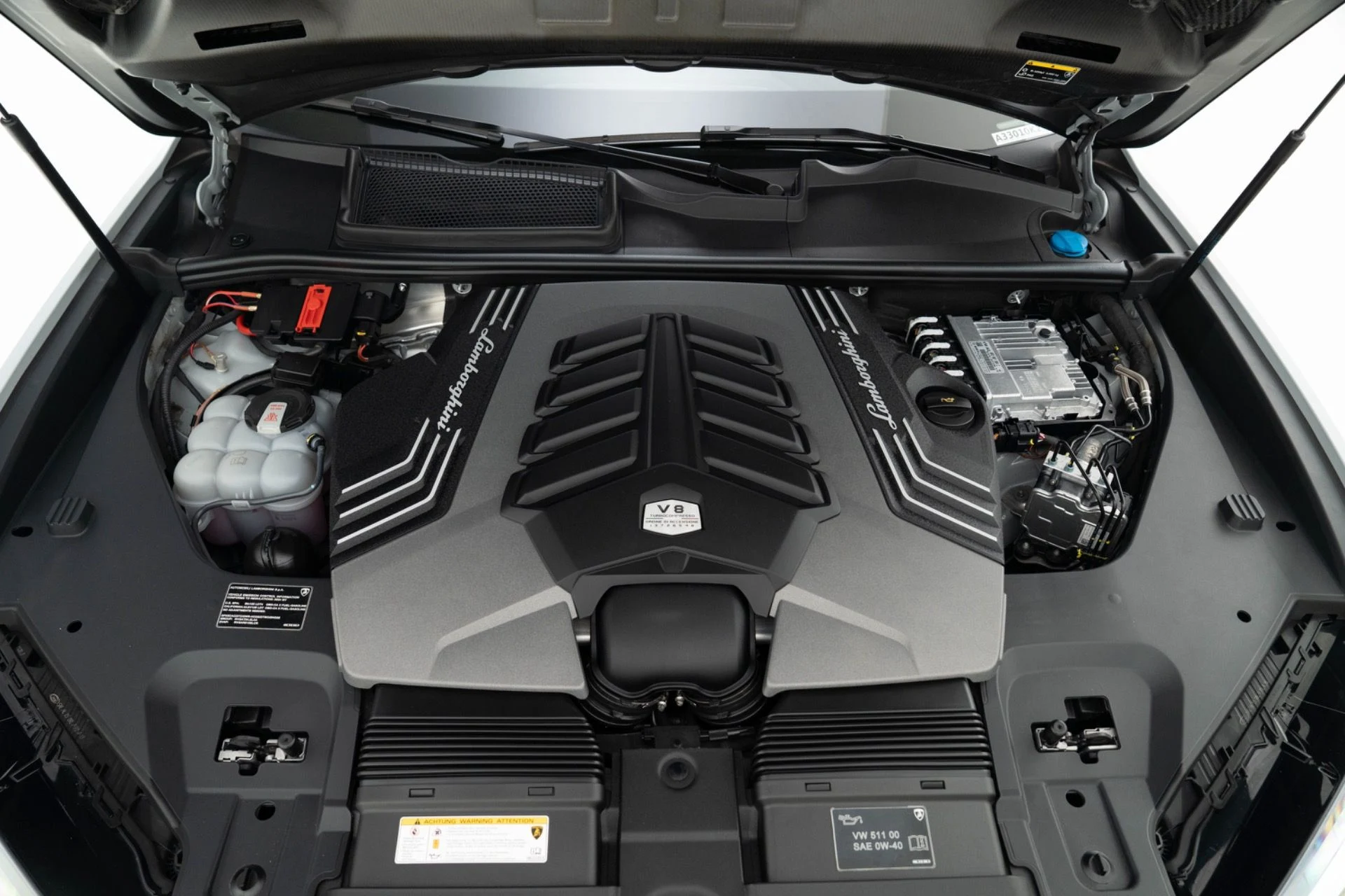 mph043_2077357794_Used_2024_Lamborghini_Urus_S_1777580746_8b9fa39fb1