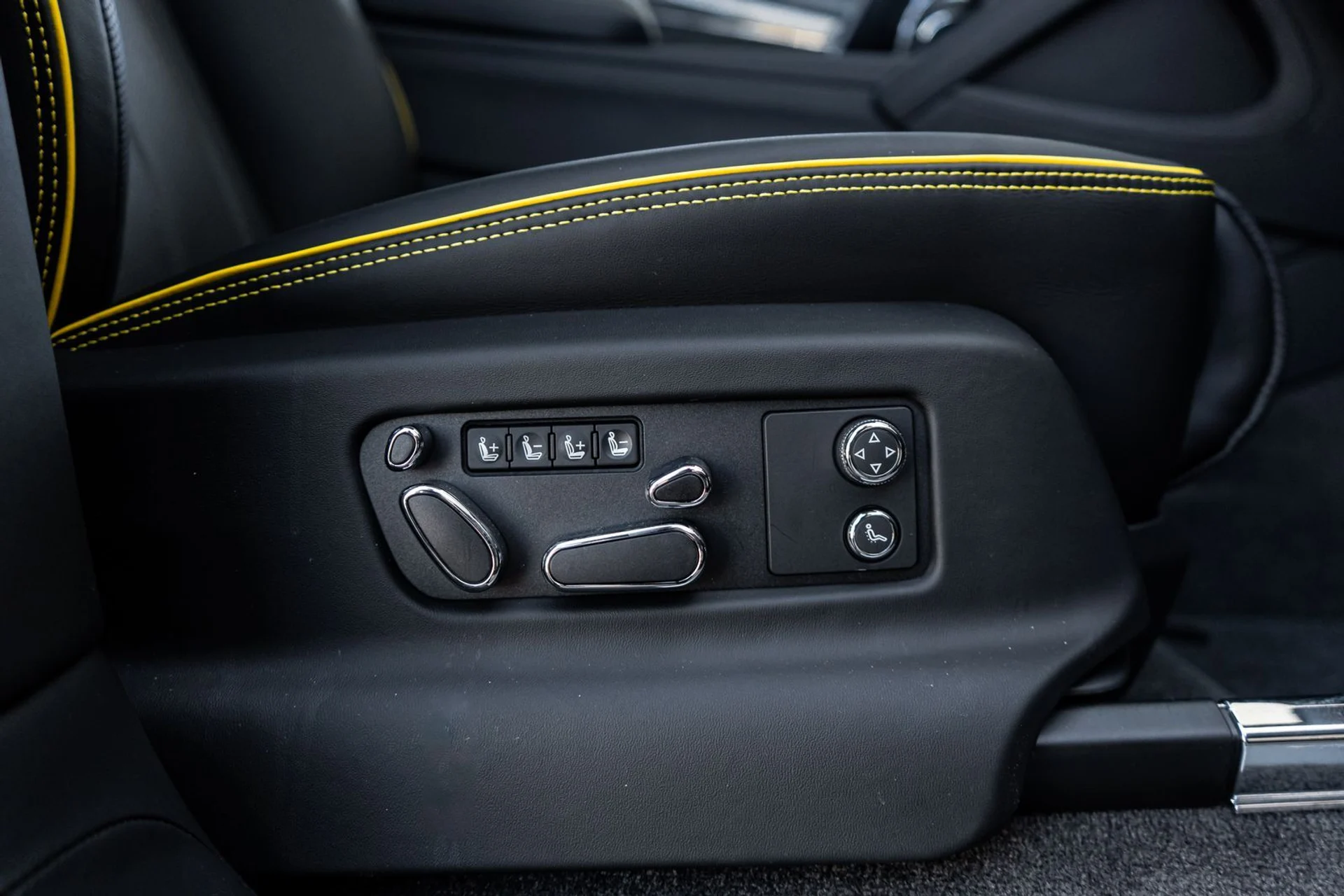 mph043_2079670506_37a257d6_b6e3_4ec1_bc19_04110465b949_2a98797de0