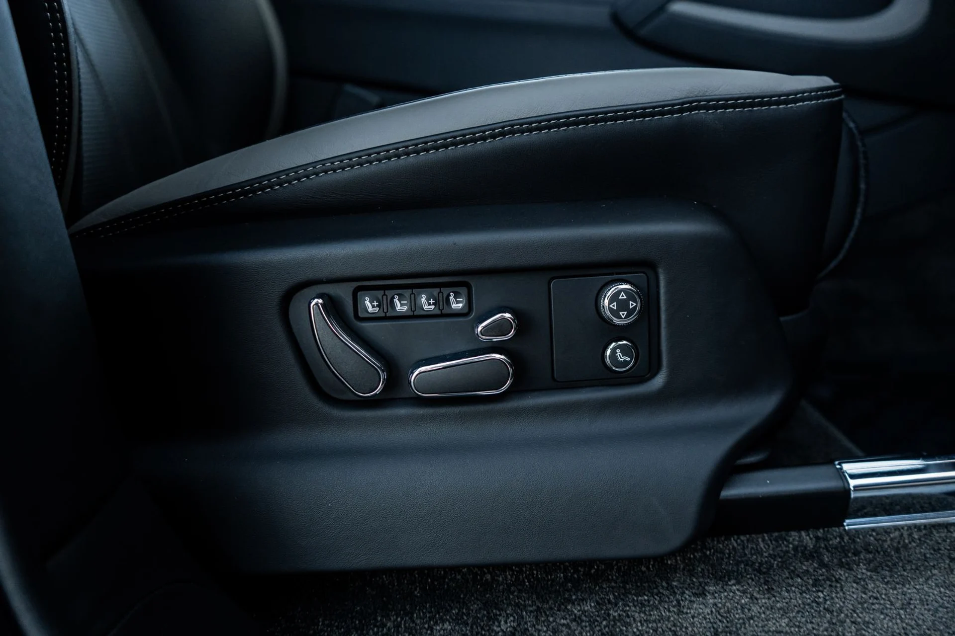 mph043_2081618455_b5c85eab_4081_441c_b78e_3c9803ea3459_8a64e23023