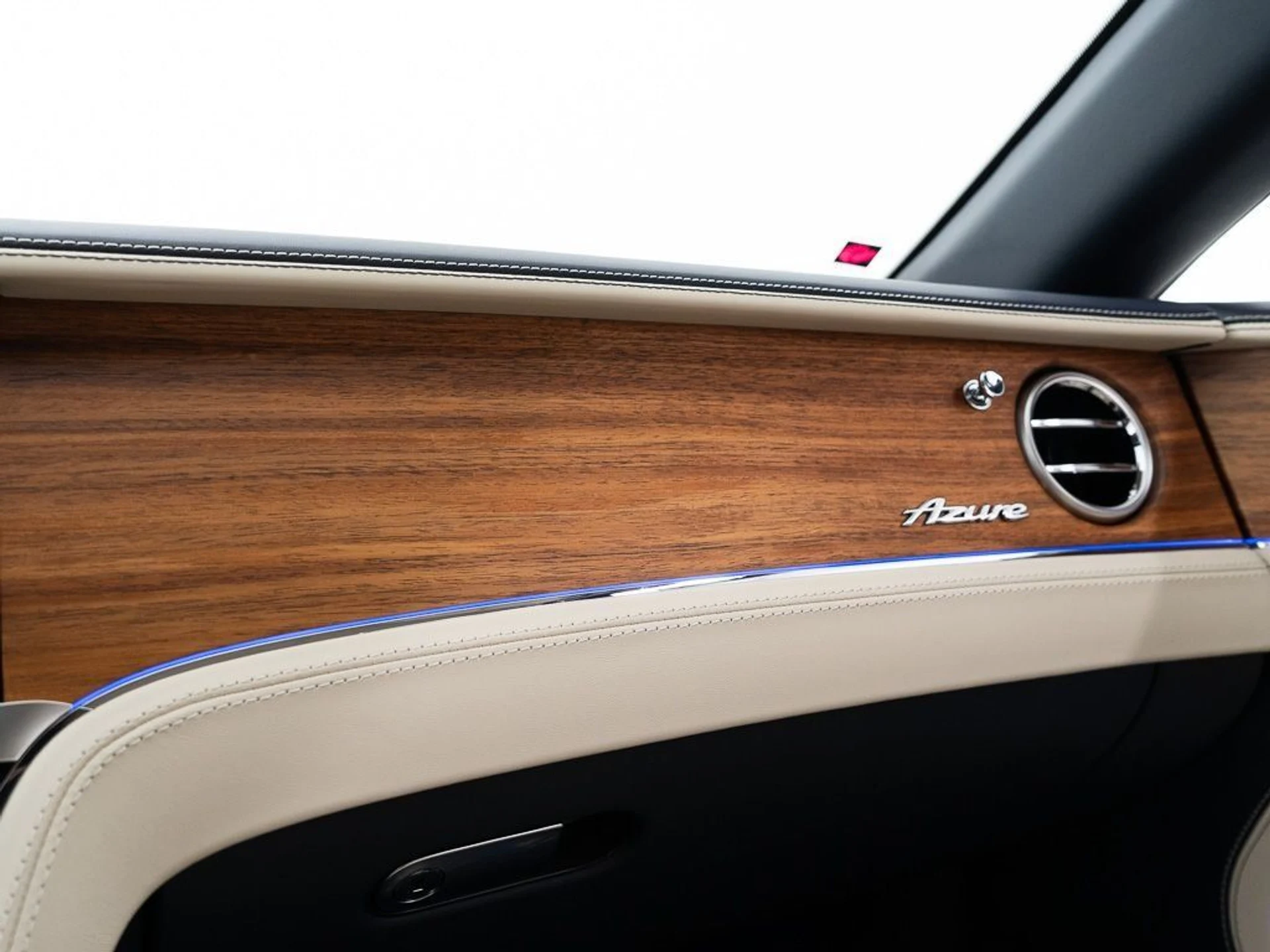 mph043_2082701382_6d151a0f2860950ae808786c08c4655e_19f045412e