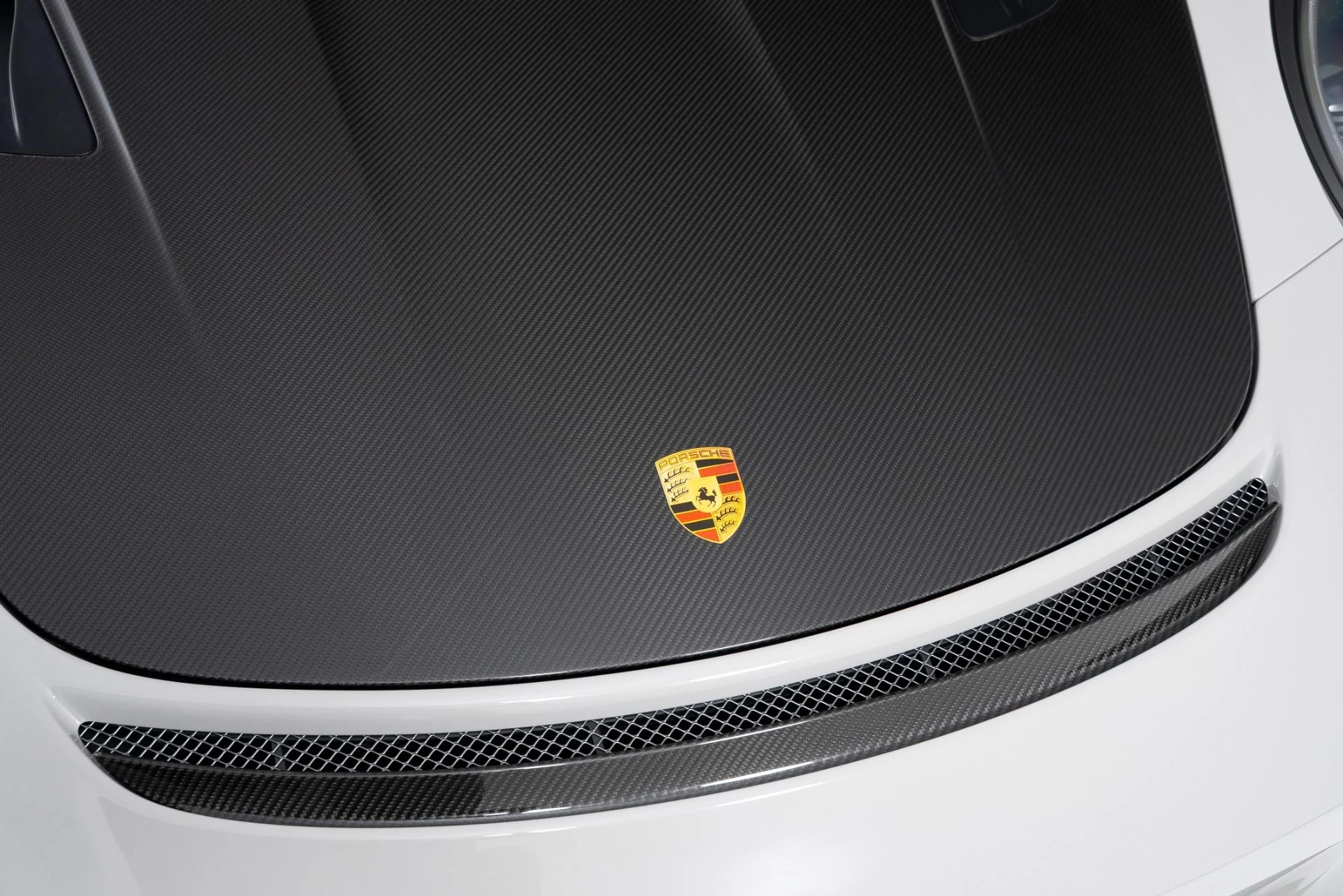 mph043_2091103096_Used_2018_Porsche_911_GT_2_RS_1756256413_9b8ad1332d